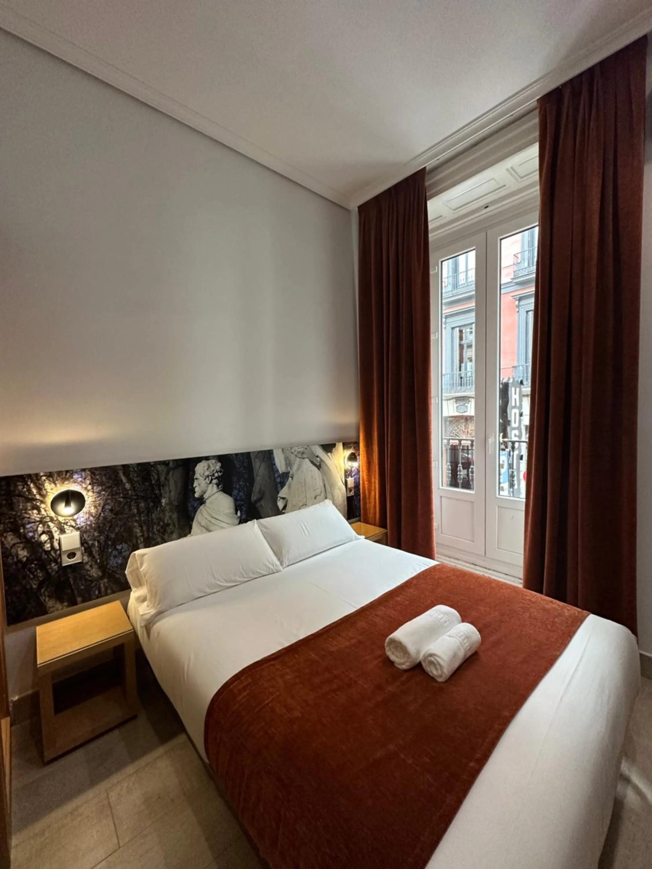 Bed in Hostal Cervelo