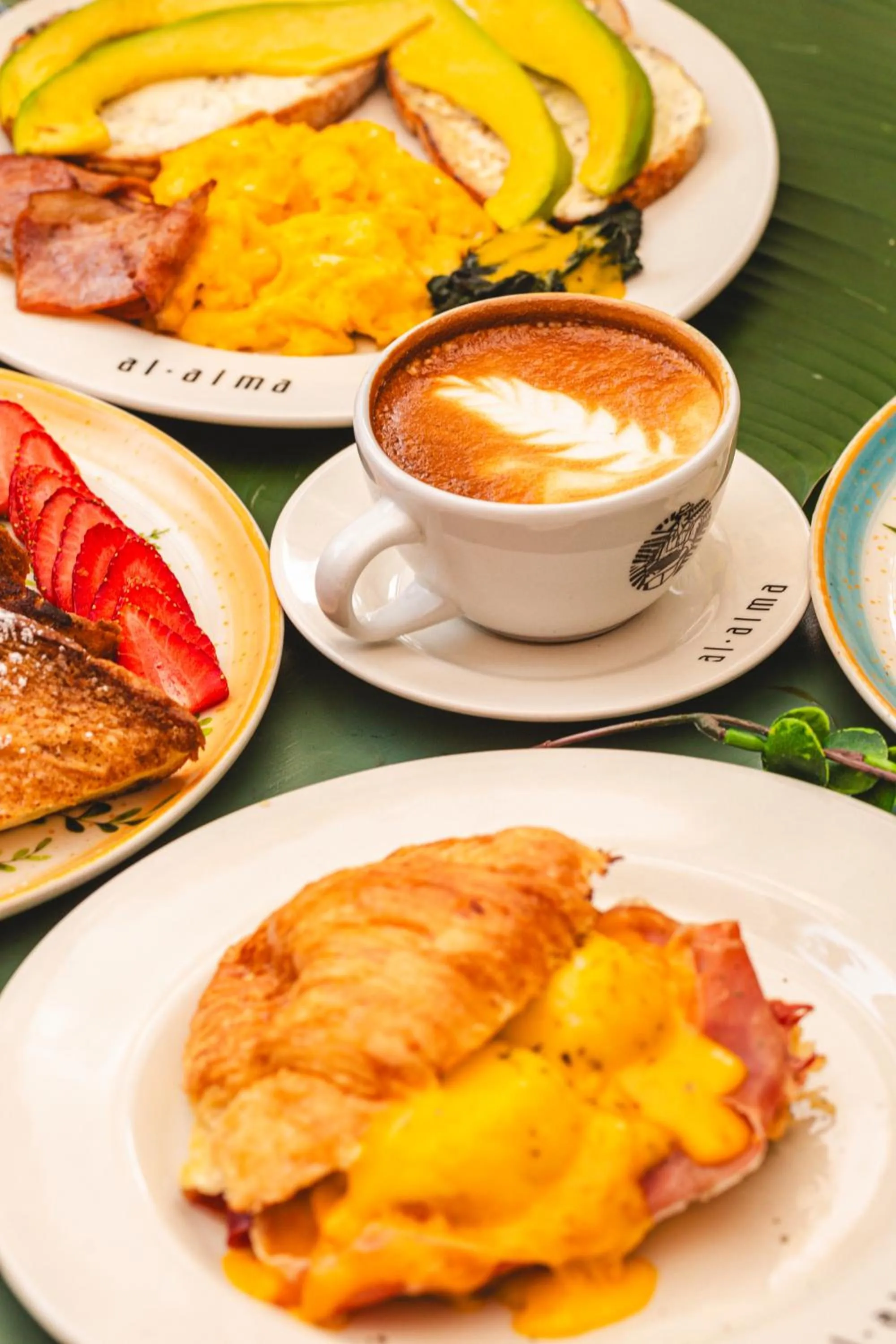 Breakfast in Al Alma Apart-Suites