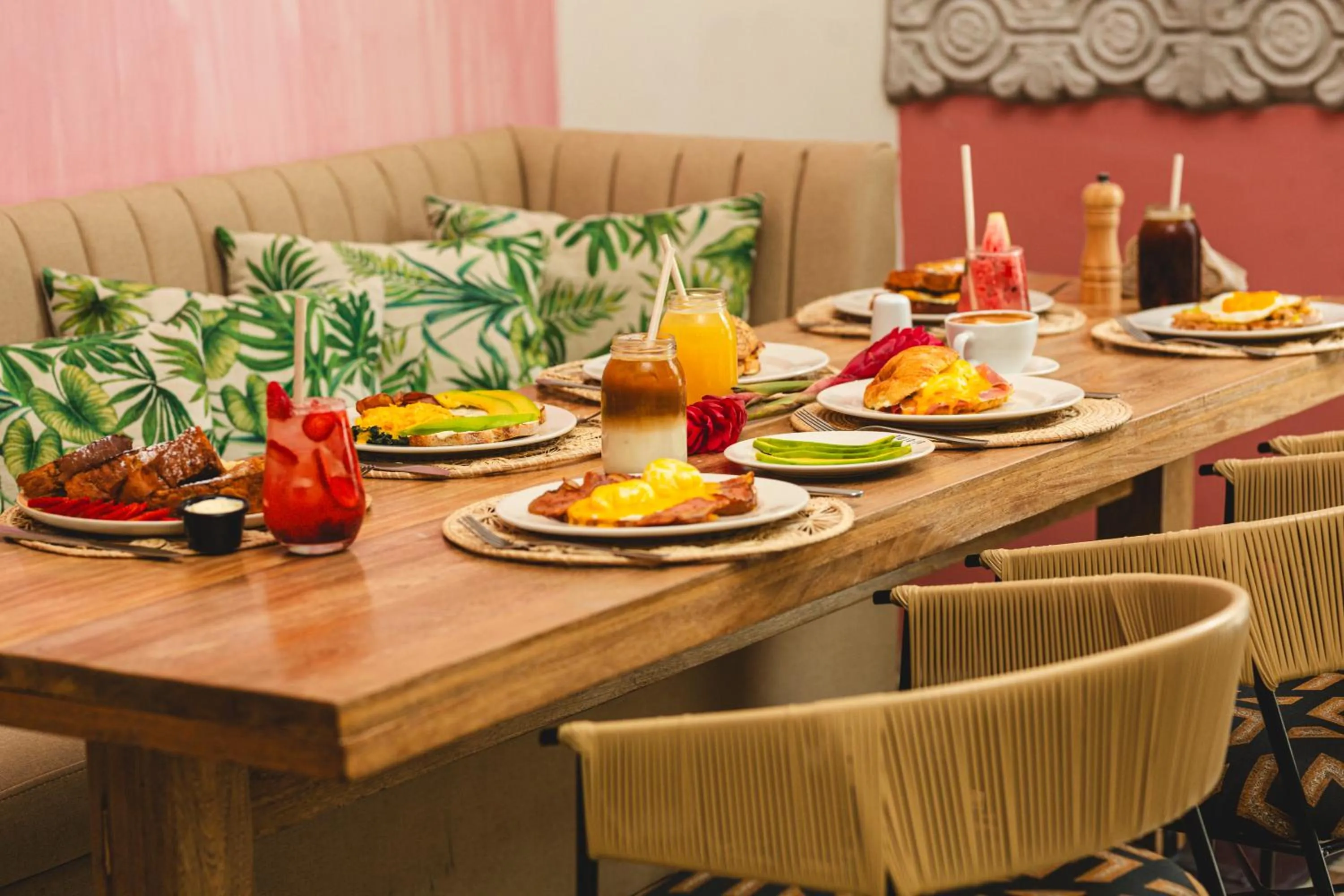 Breakfast in Al Alma Apart-Suites