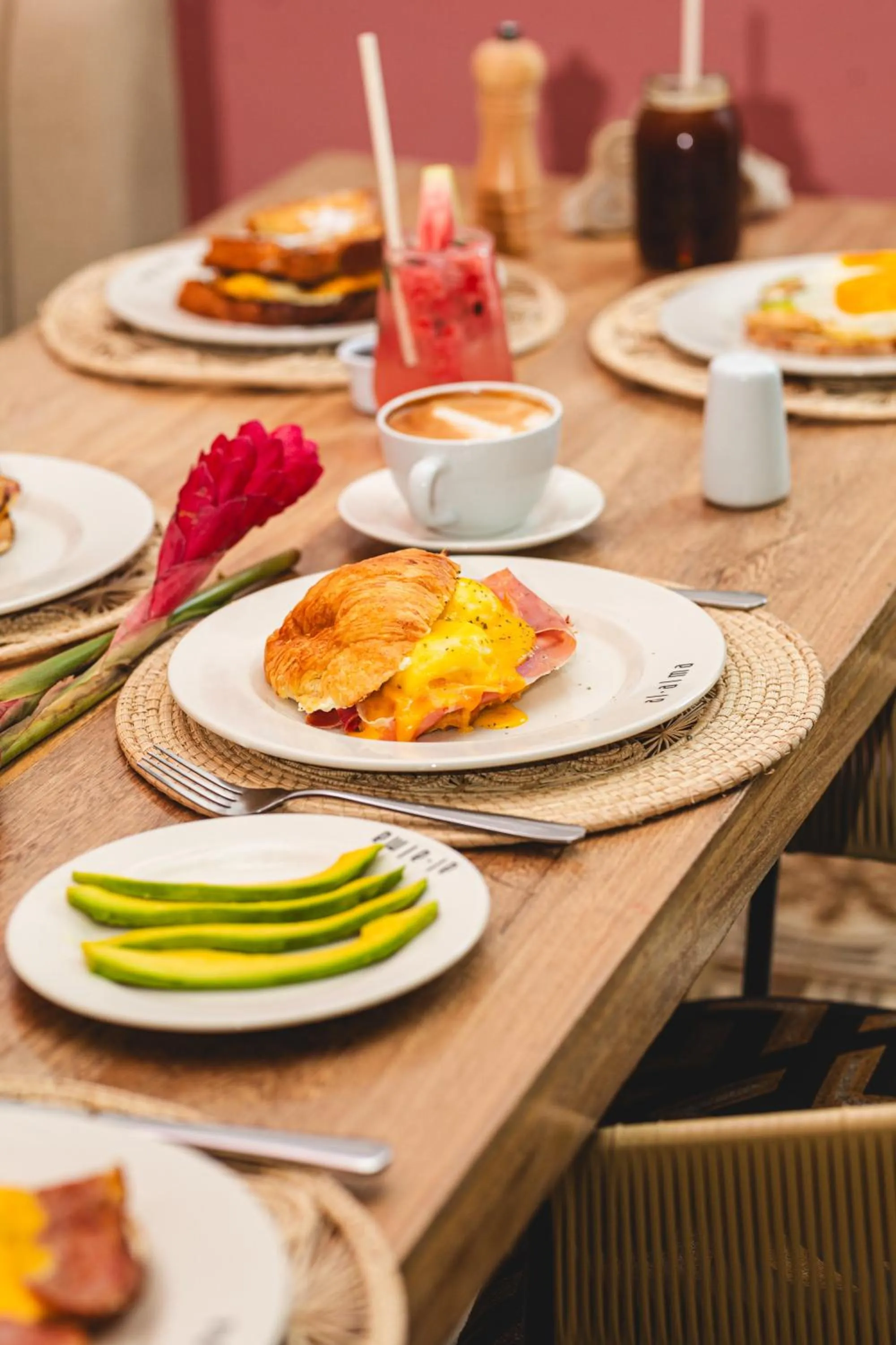 Breakfast in Al Alma Apart-Suites