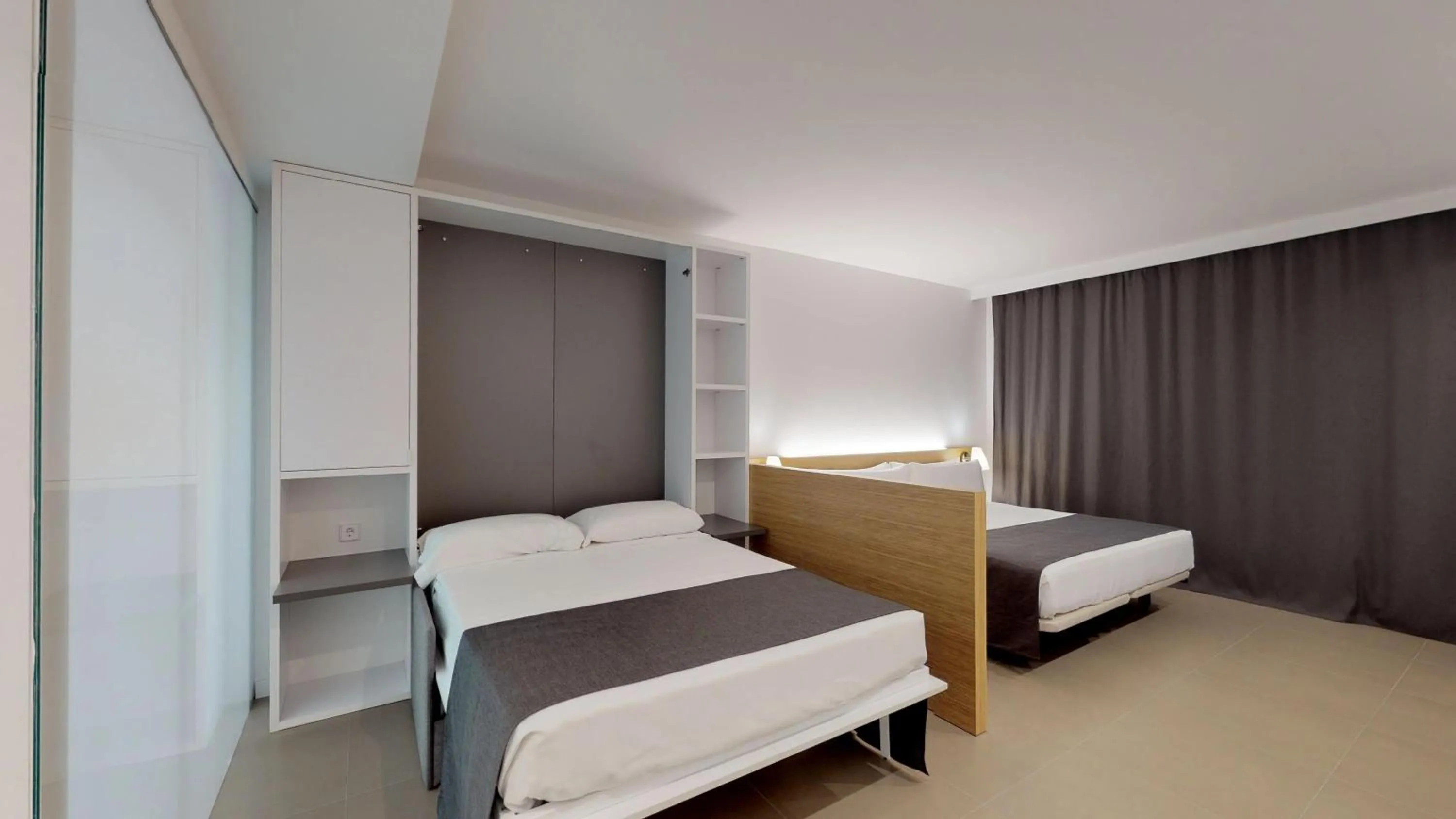 Decorative detail, Bed in Gran Hotel Reymar 4 Sup