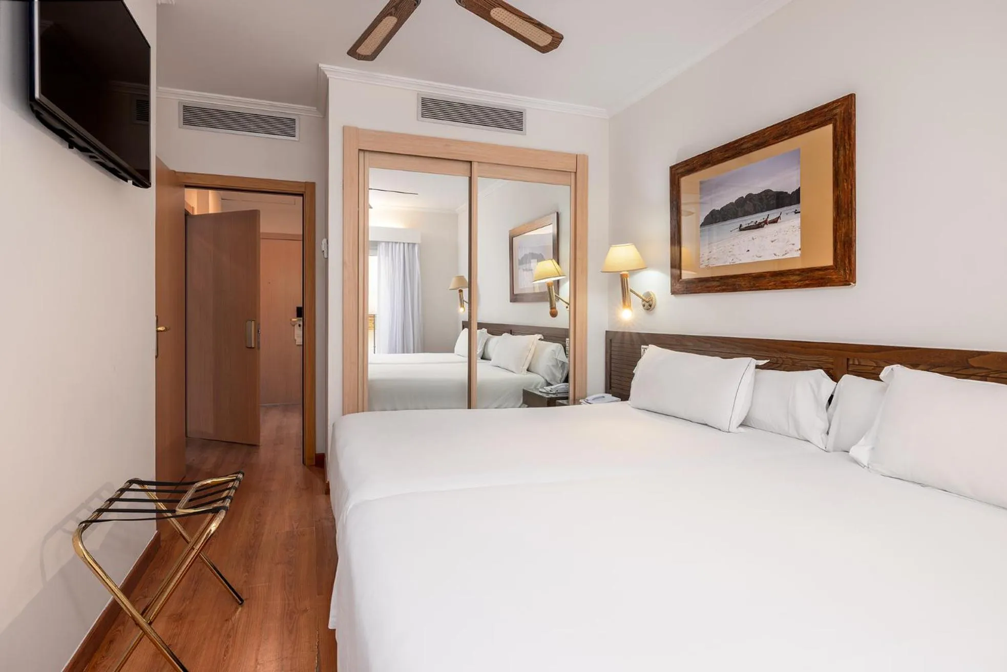 Bed in Senator Cádiz