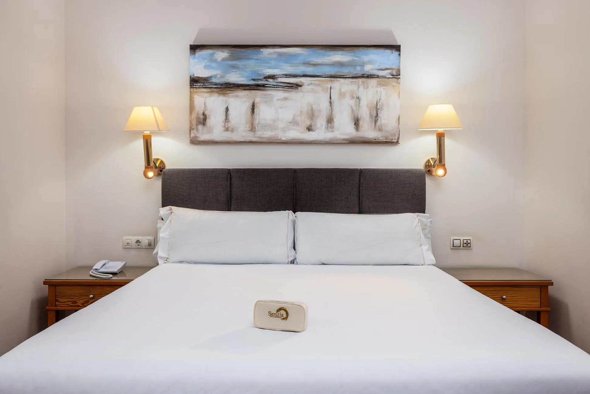 Bed in Senator Cádiz