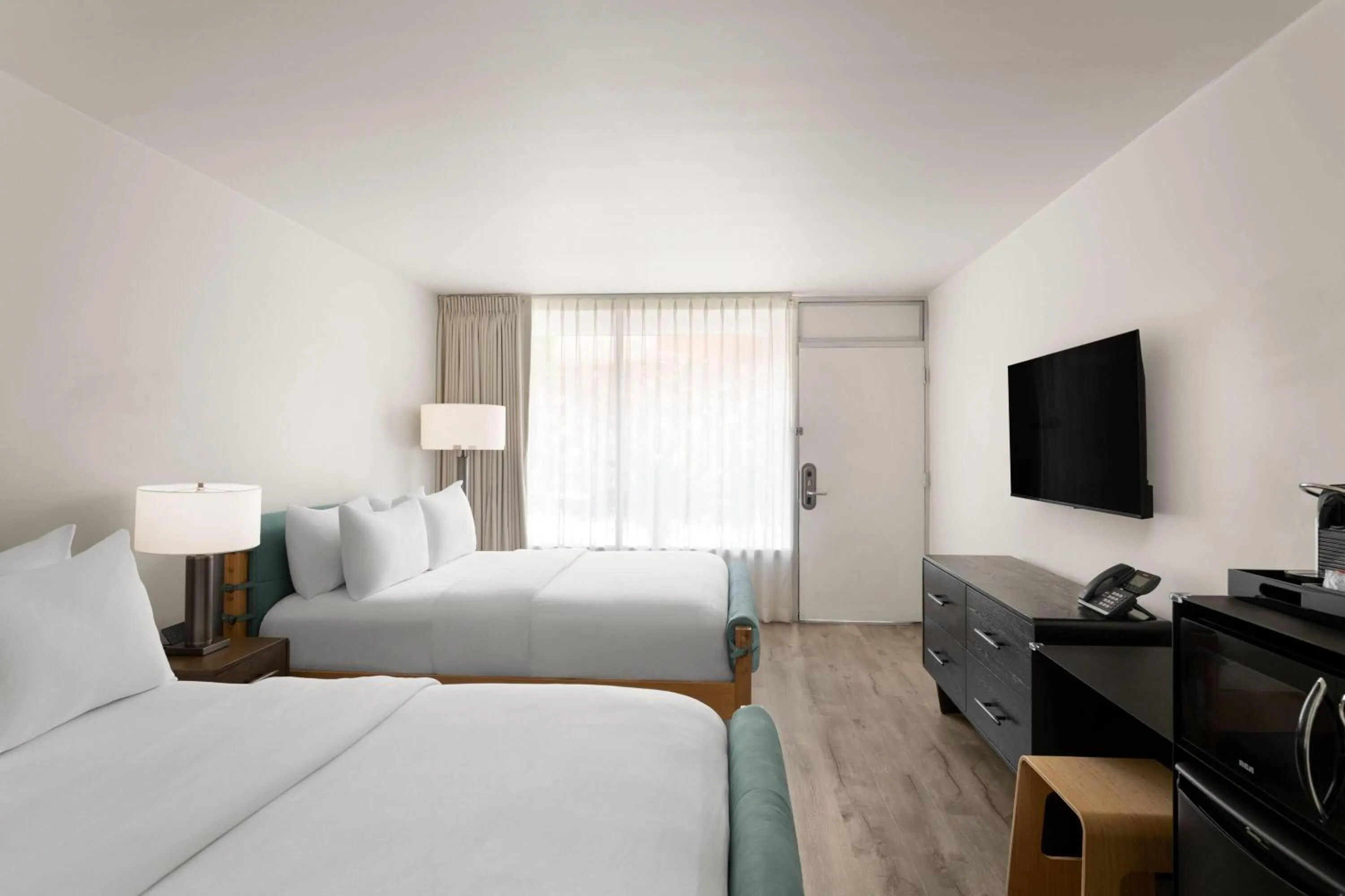 Photo of the whole room, Bed in Papago Scottsdale by Reside, Trademark Collection by Wyndham