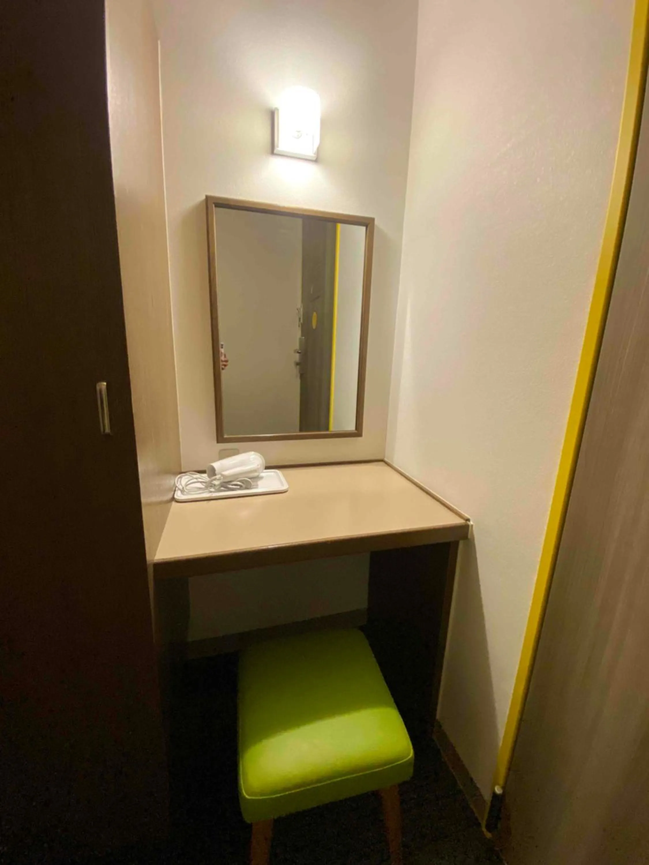 Photo of the whole room in Smile Hotel Nagano