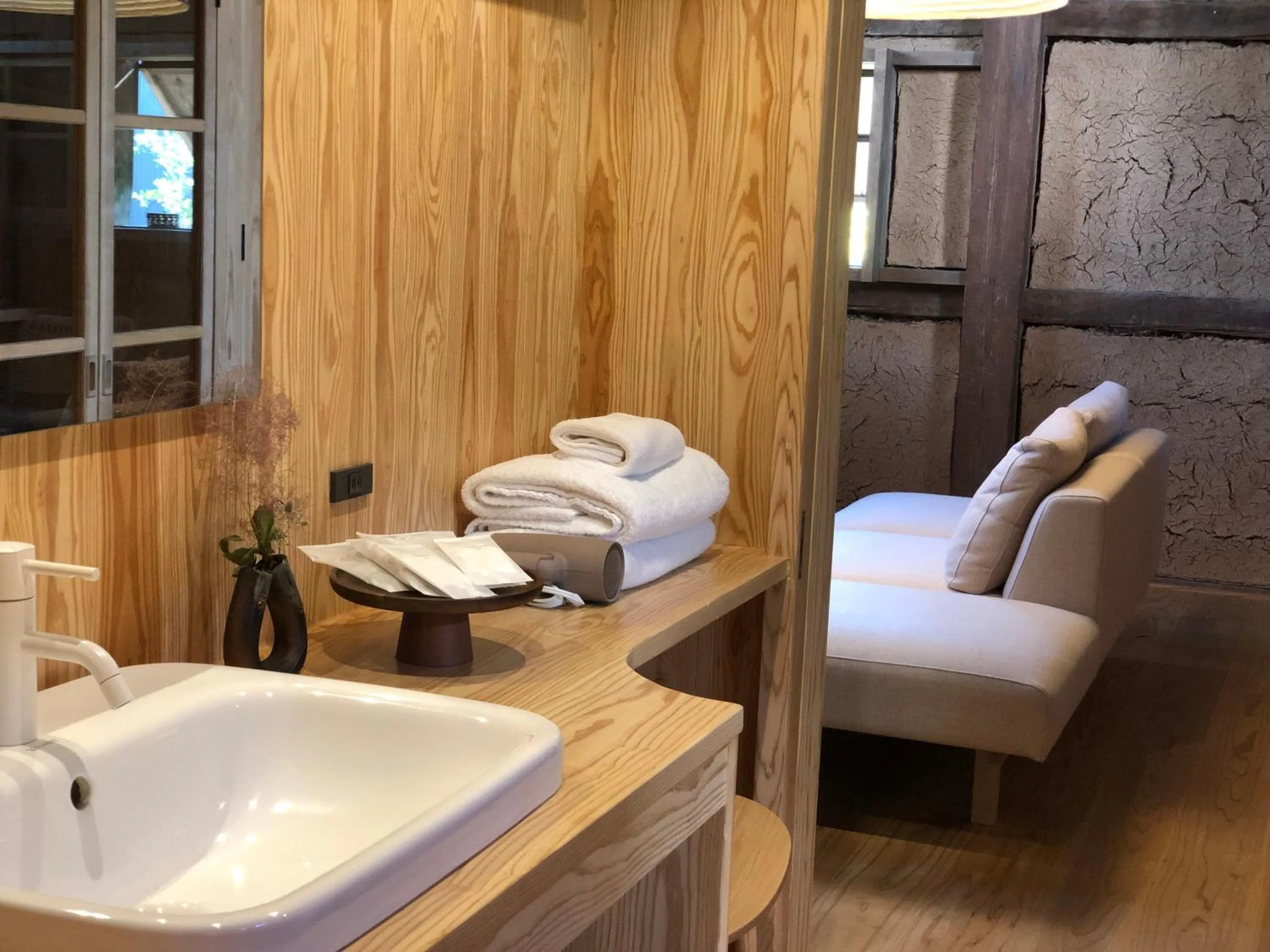 Photo of the whole room in RITA Yame Fukushima