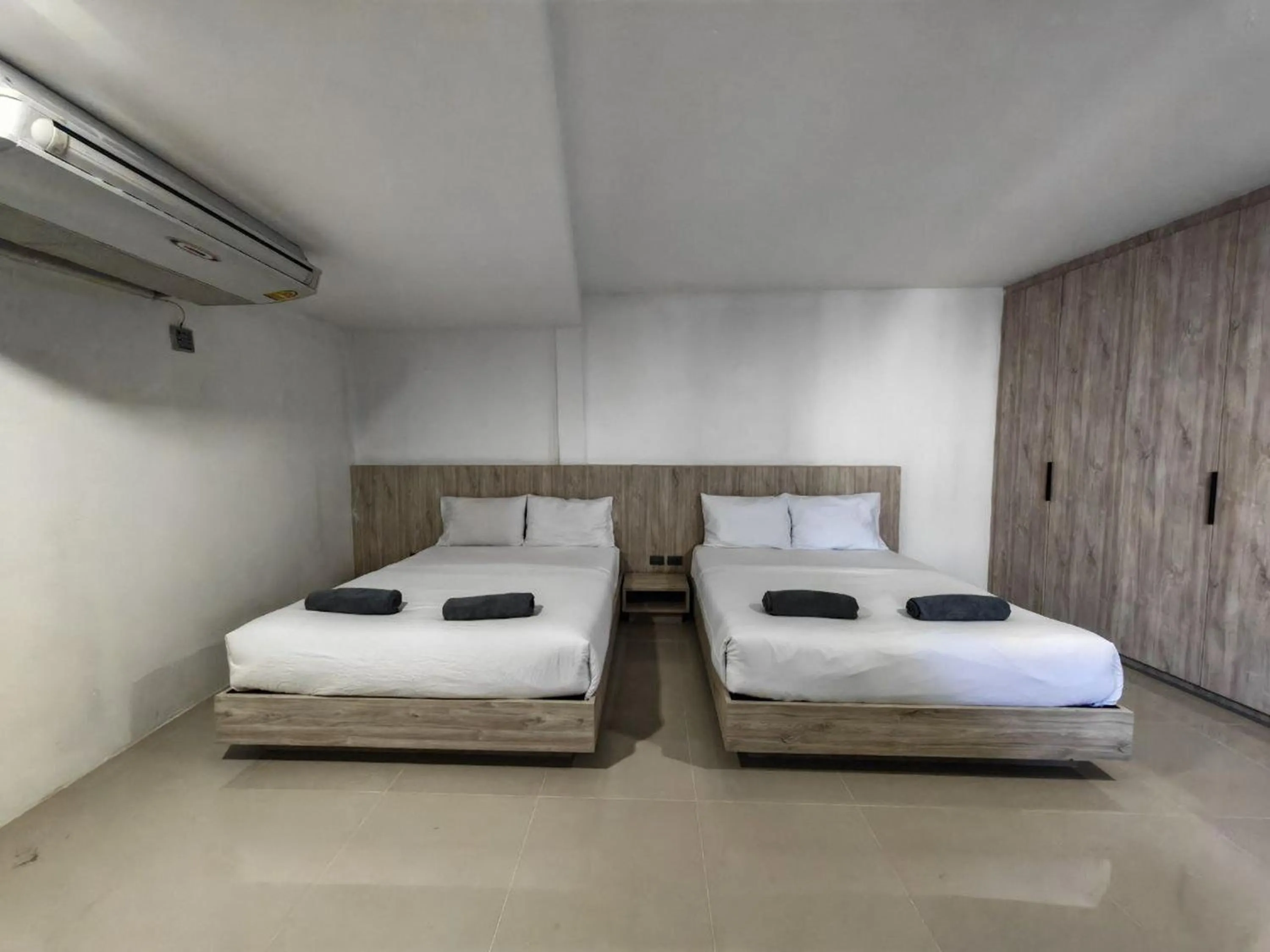 Bed in All Day Bangkok