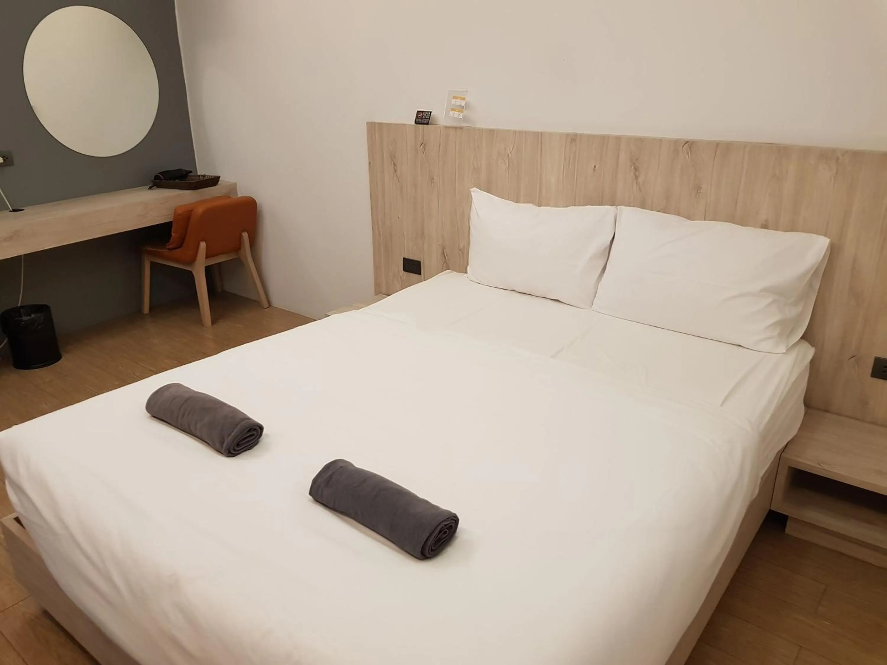 Bedroom, Bed in All Day Bangkok