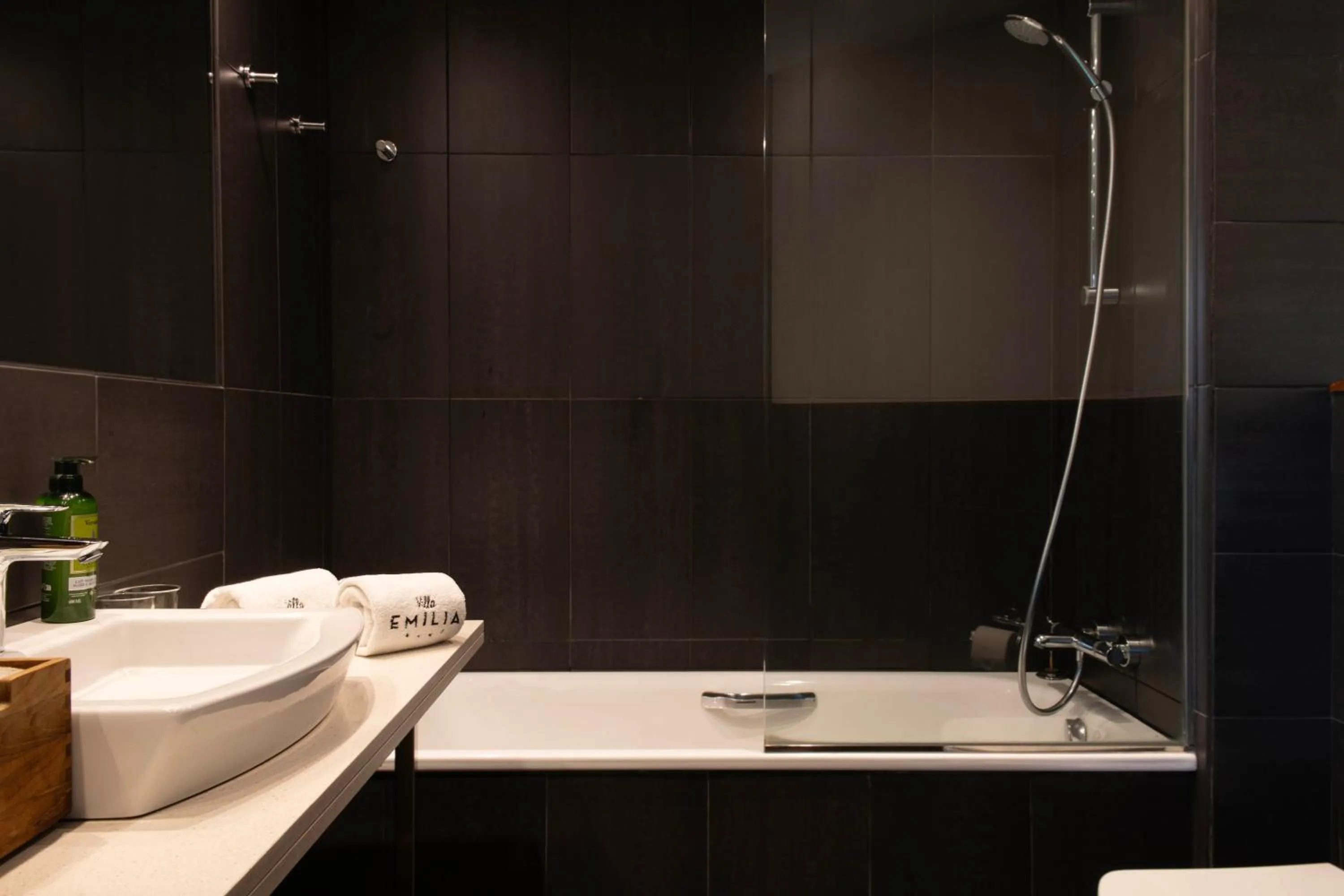 Toilet in Hotel Villa Emilia