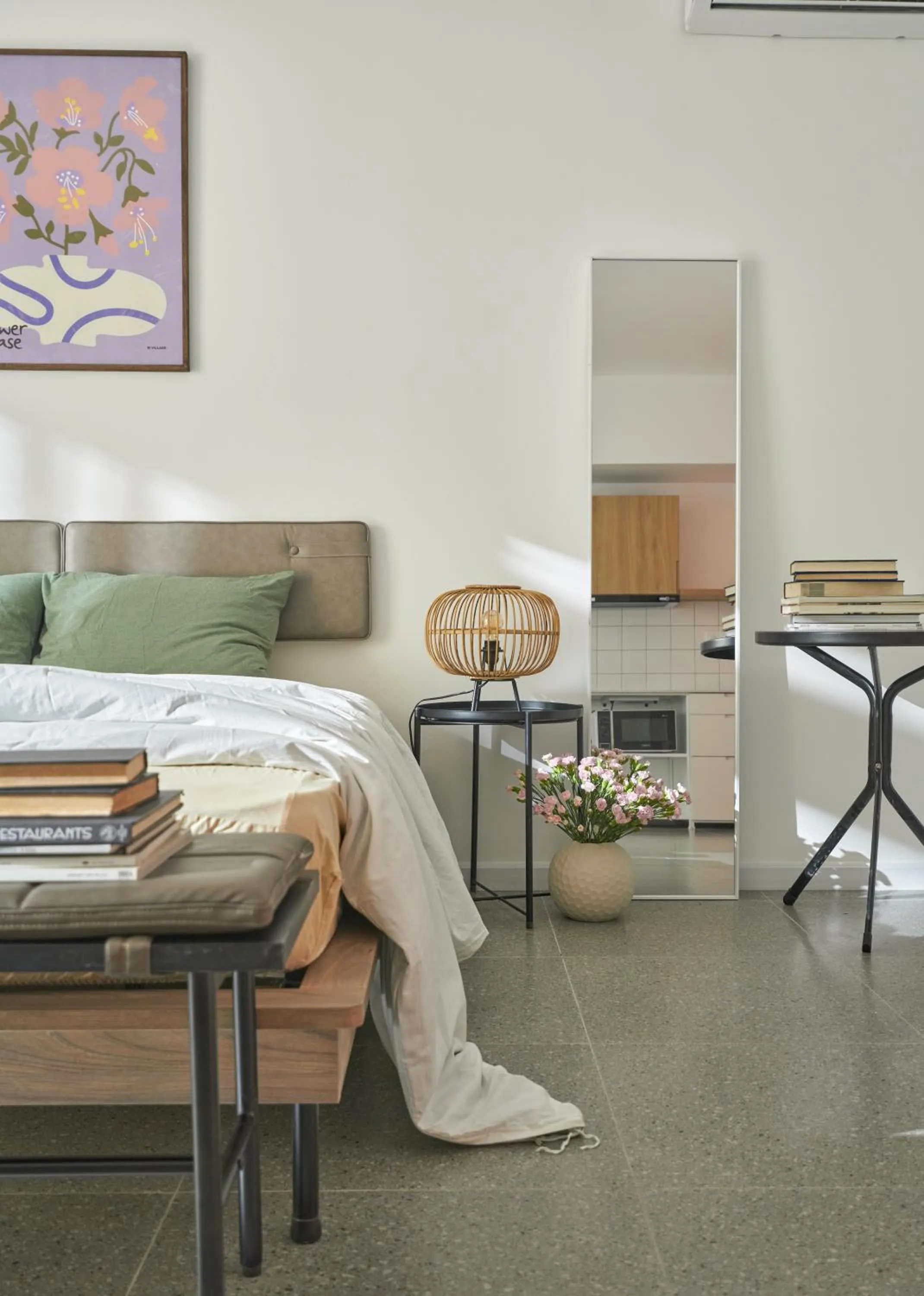 Bed in M Village Living Hồ Biểu Chánh