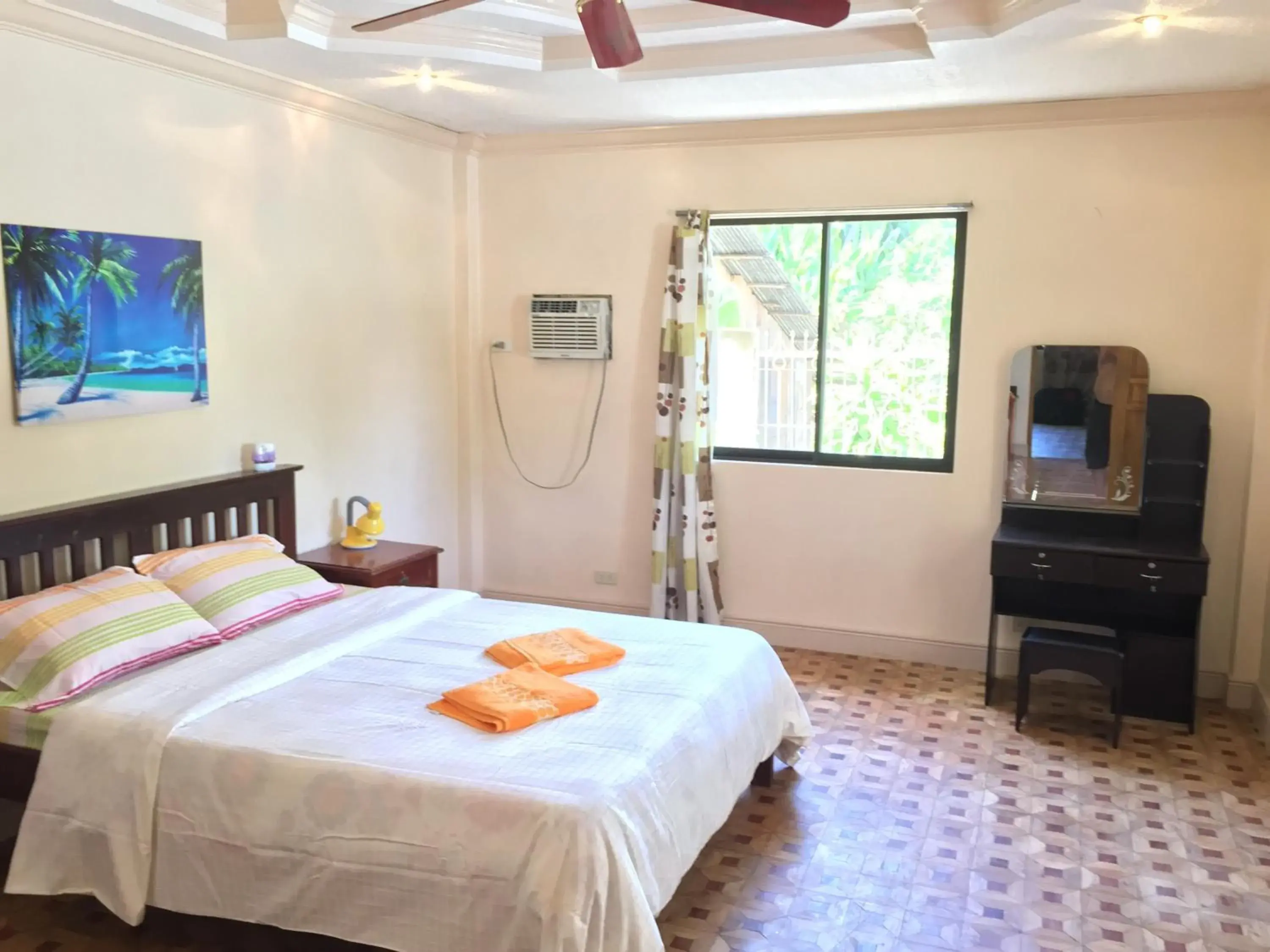 Double Room with Shared Bathroom in Lambug Beach Homestay Double Room with Shared Bathroom in Lambug Beach Homestay