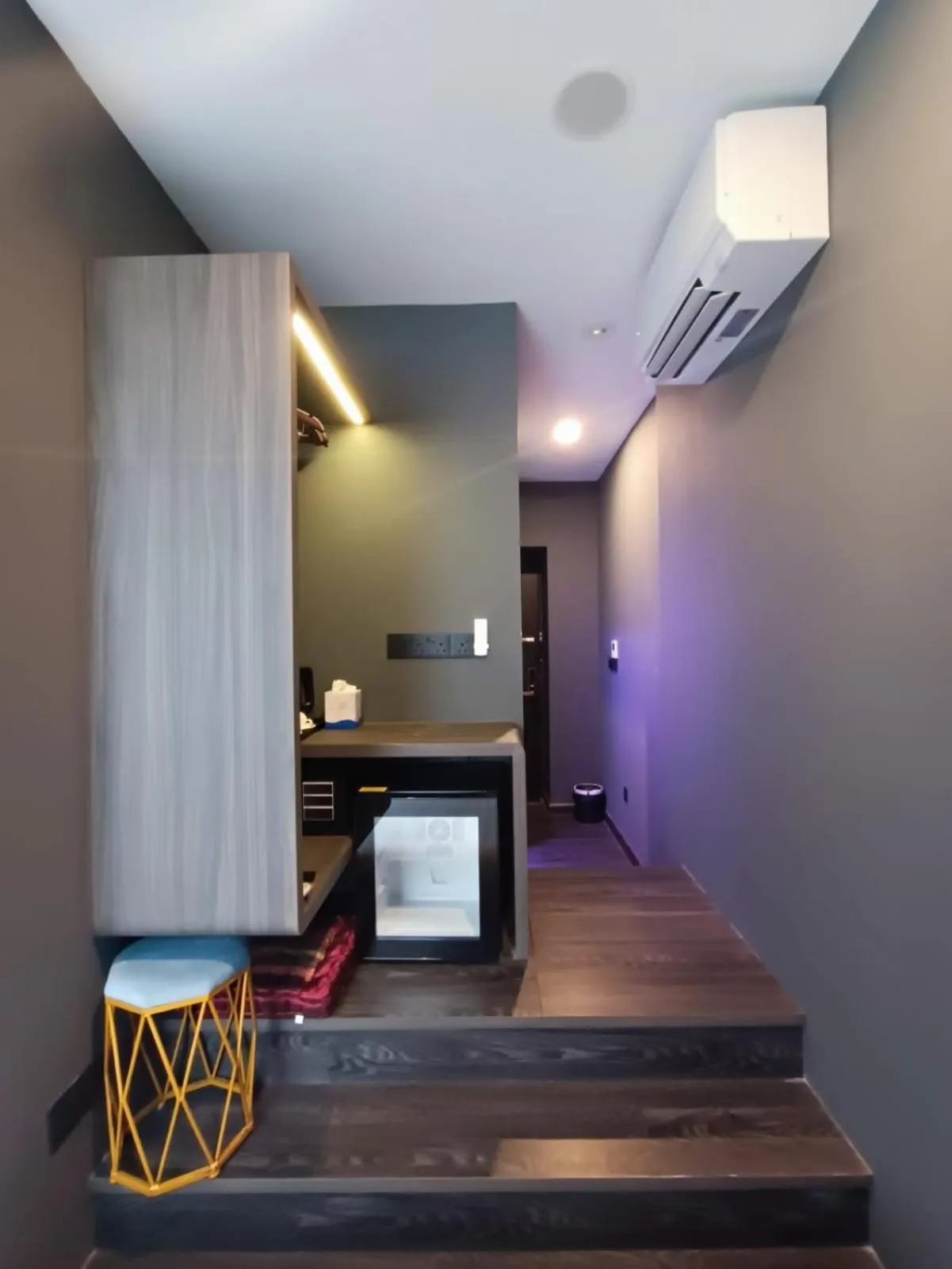 HOTEL JJH - newly opened near BUGIS