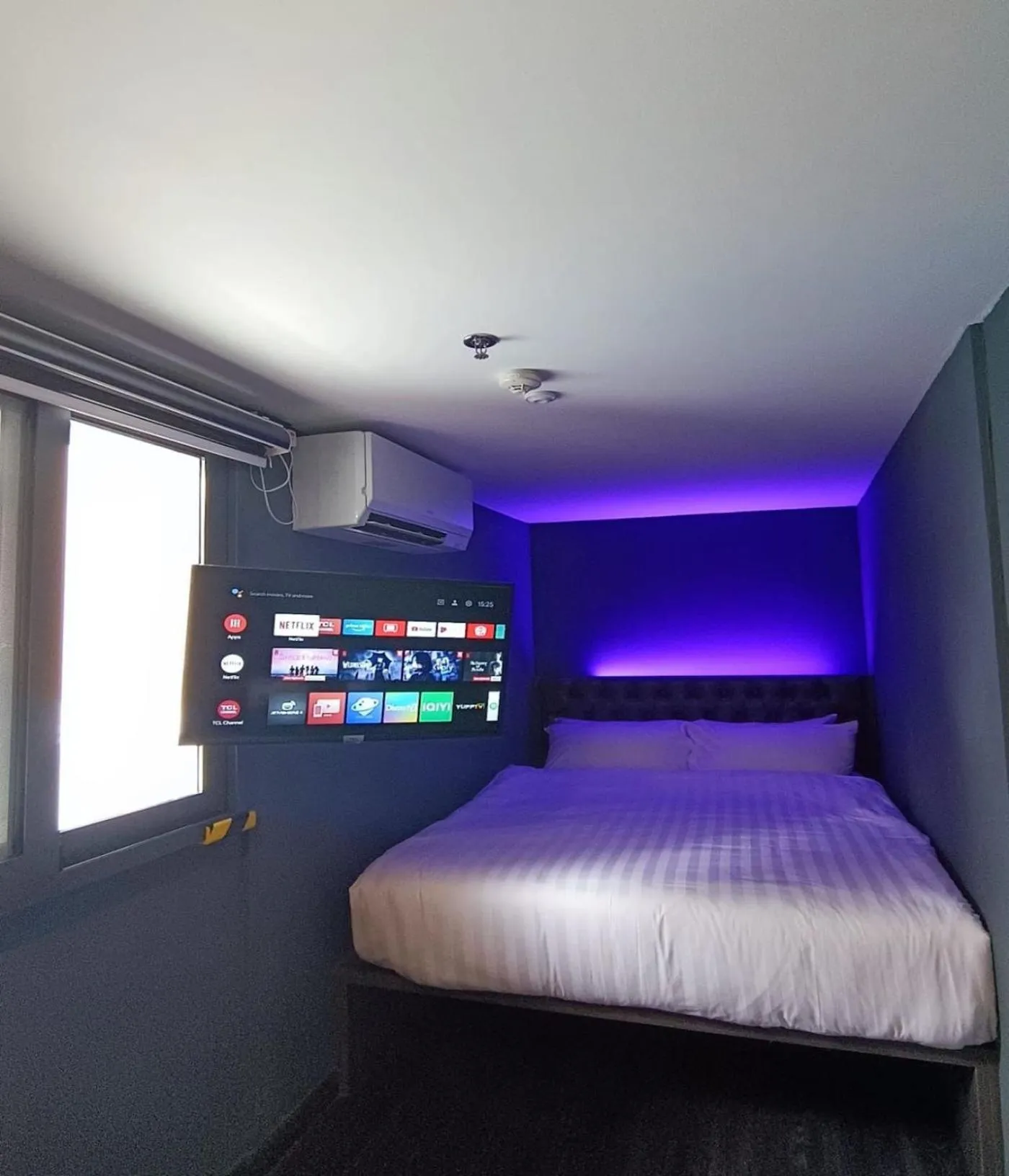 Bed in HOTEL JJH - newly opened near BUGIS