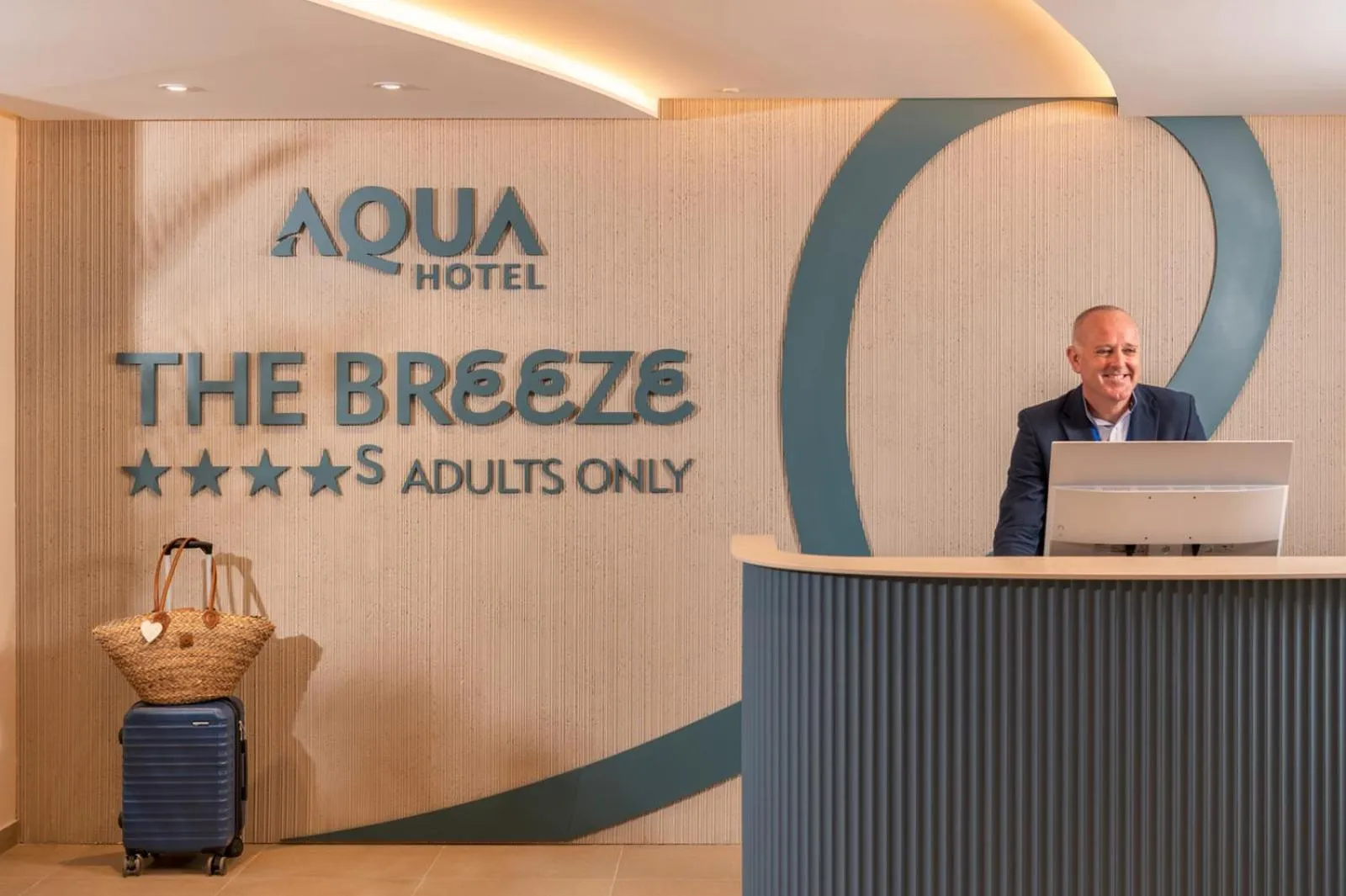 Lobby or reception in AQUA Hotel The Breeze & Spa - All Inclusive - Adults Only - 4Sup