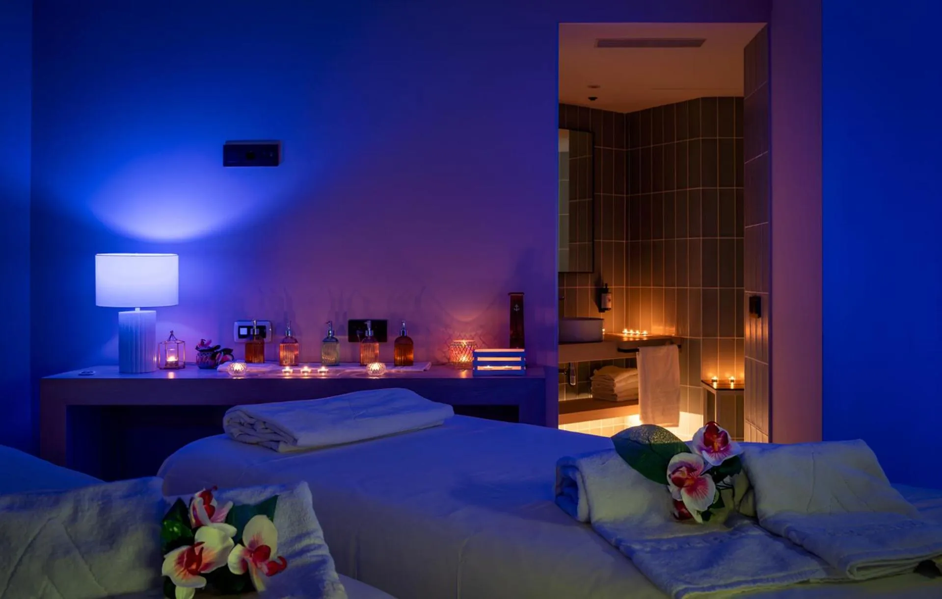 Massage, Bed in AQUA Hotel The Breeze & Spa - All Inclusive - Adults Only - 4Sup