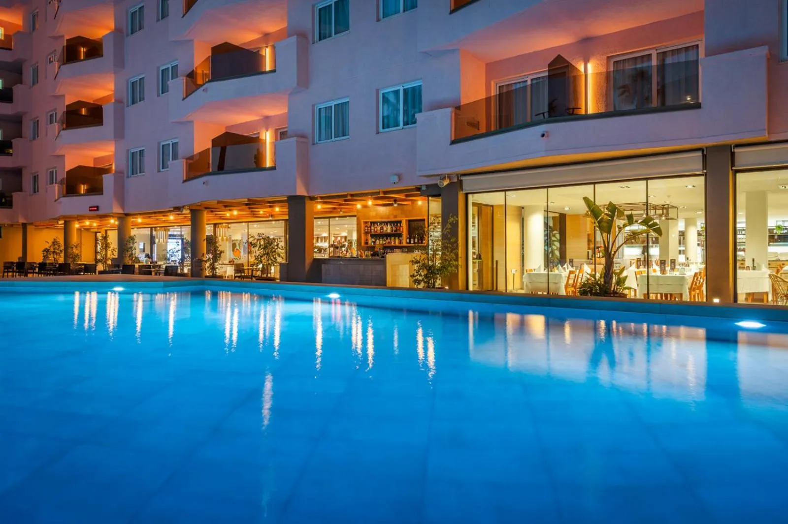 Property building in AQUA Hotel The Breeze & Spa - All Inclusive - Adults Only - 4Sup