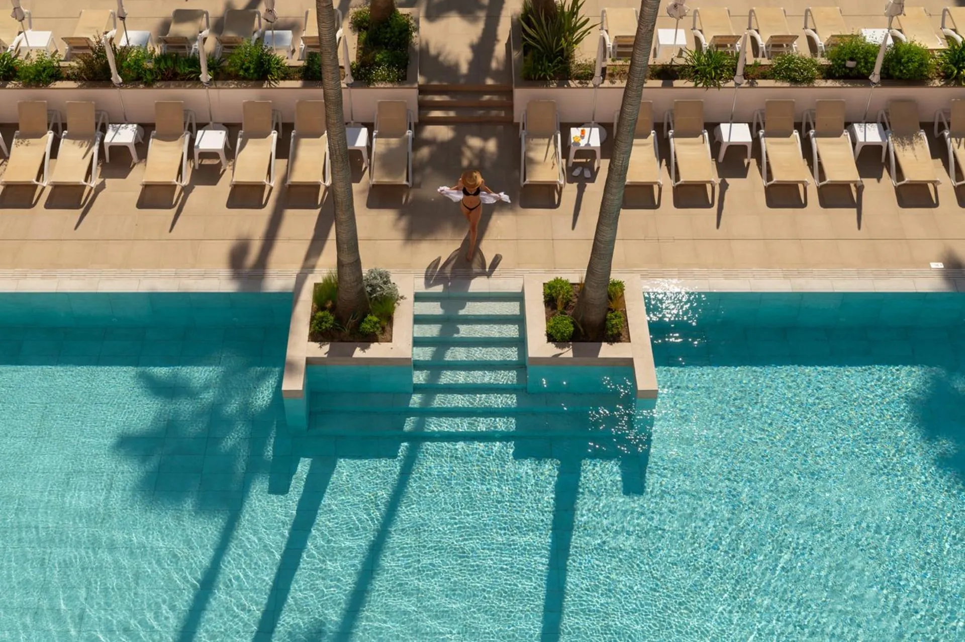 Day in AQUA Hotel The Breeze & Spa - All Inclusive - Adults Only - 4Sup