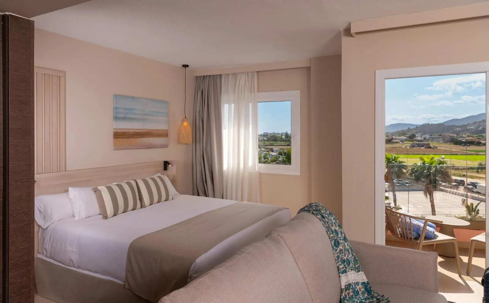 Bed in AQUA Hotel The Breeze & Spa - All Inclusive - Adults Only - 4Sup