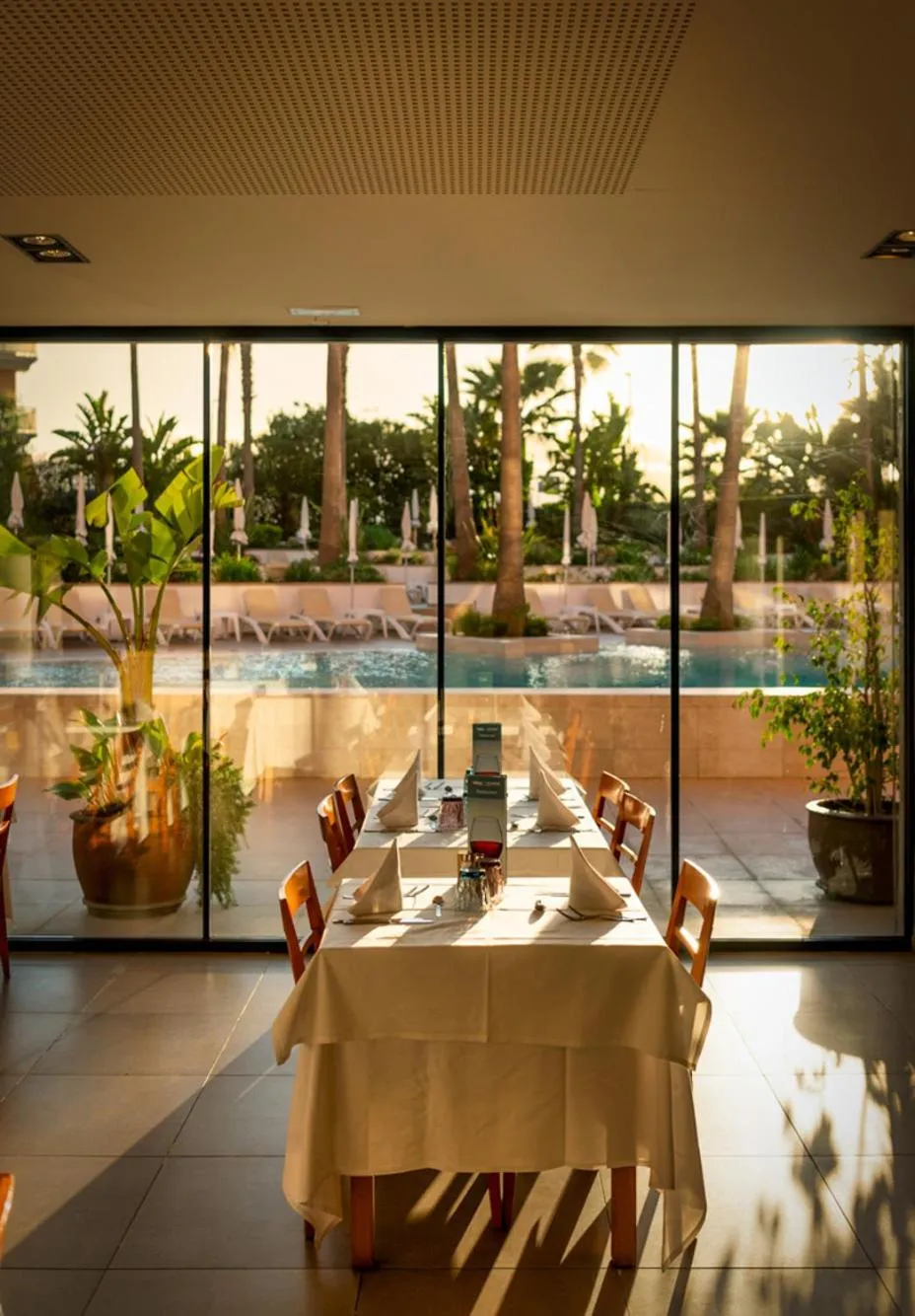 Restaurant/places to eat in AQUA Hotel The Breeze & Spa - All Inclusive - Adults Only - 4Sup