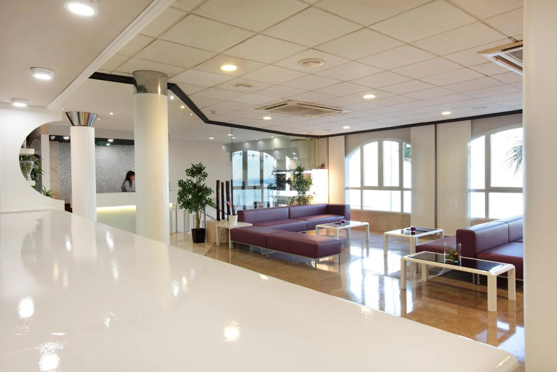 Lounge or bar in Hotel Bilbaino