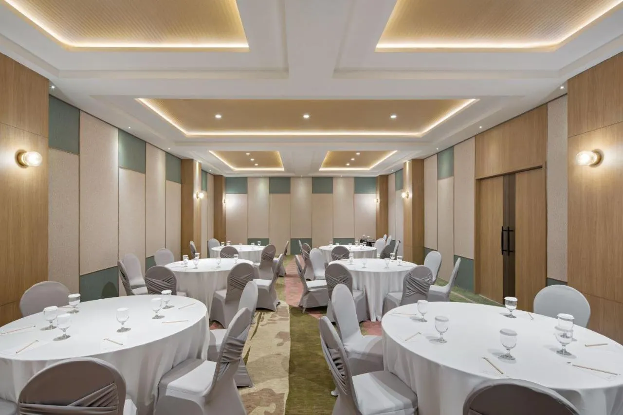 Meeting/conference room in MaxOneHotels at Kota Harapan Indah-Bekasi