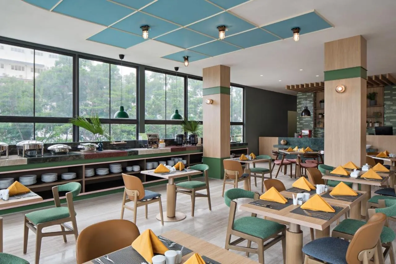 Restaurant/places to eat in MaxOneHotels at Kota Harapan Indah-Bekasi