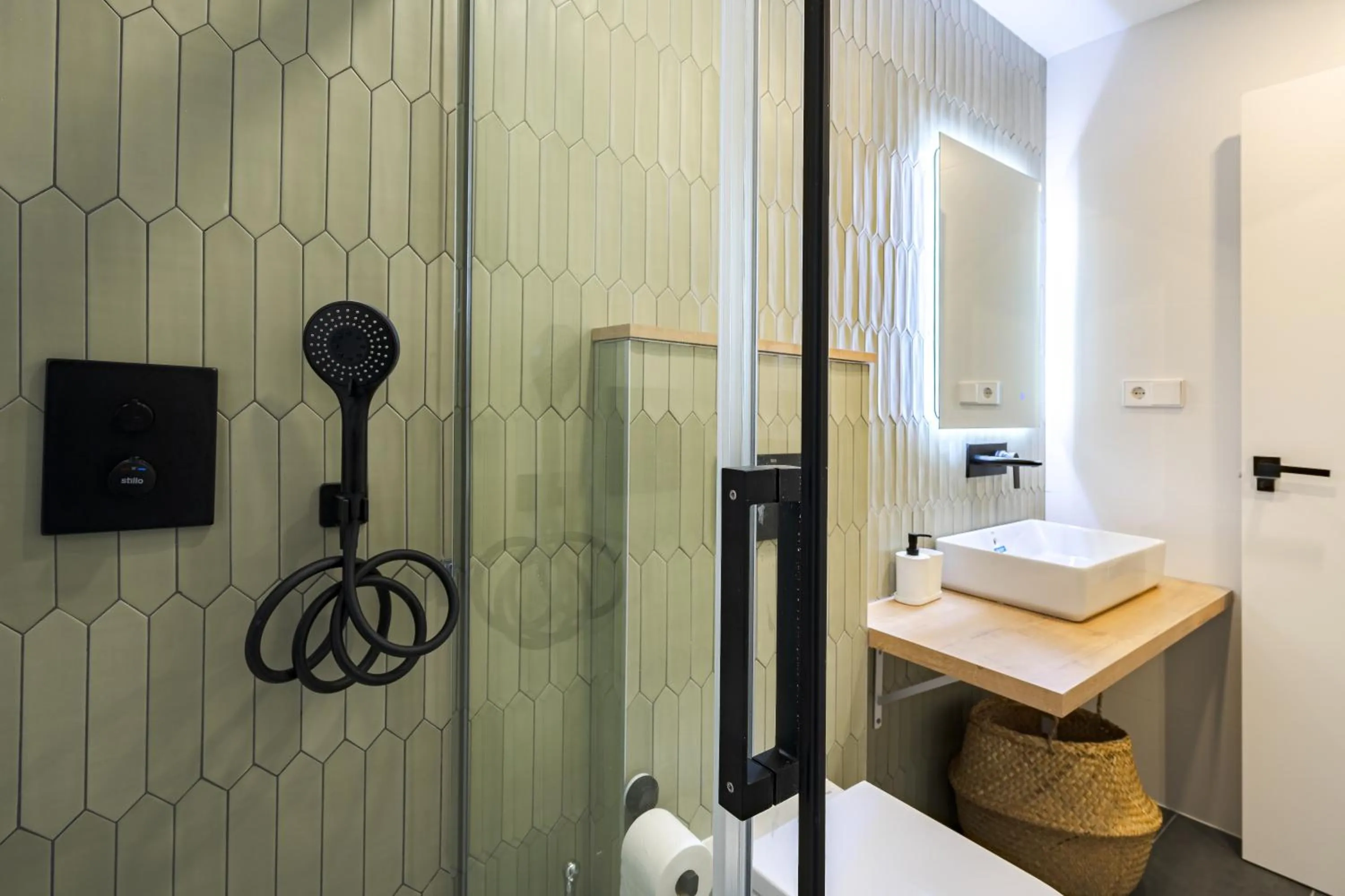 Bathroom in Vallecas Suites by Olala Homes