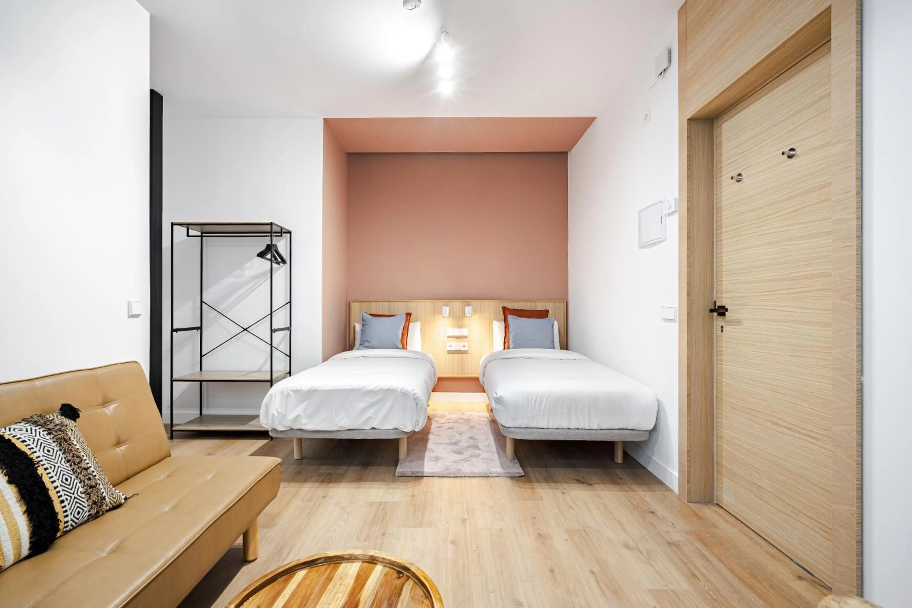 Photo of the whole room, Bed in Vallecas Suites by Olala Homes