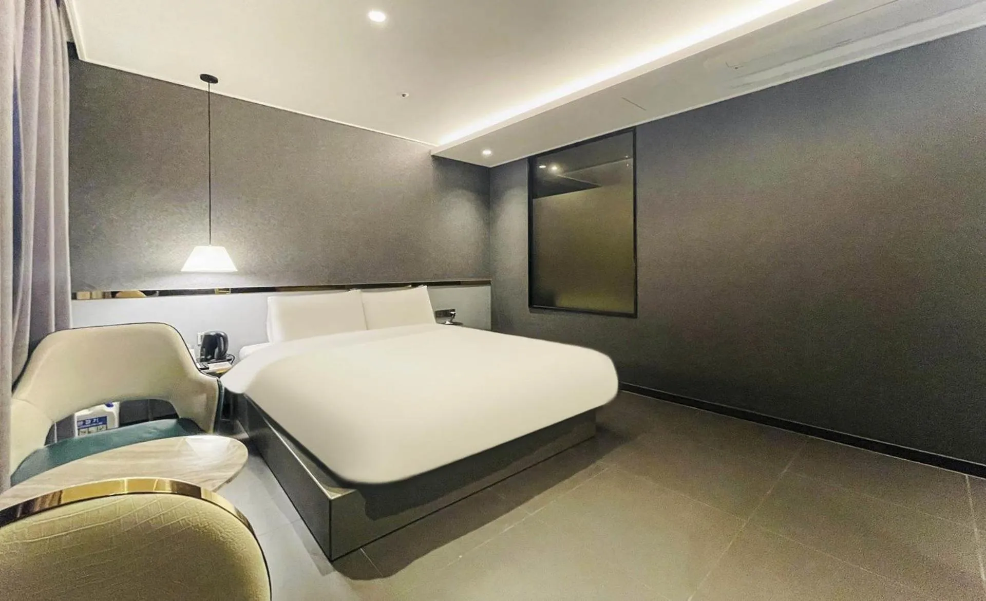 Bed in Brown Dot Hotel Yangsan Seochang