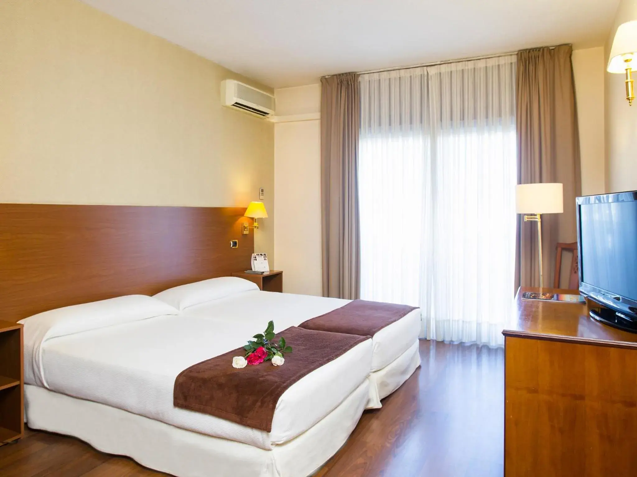 Twin Room in Oca Ipanema Hotel Twin Room in Oca Ipanema Hotel