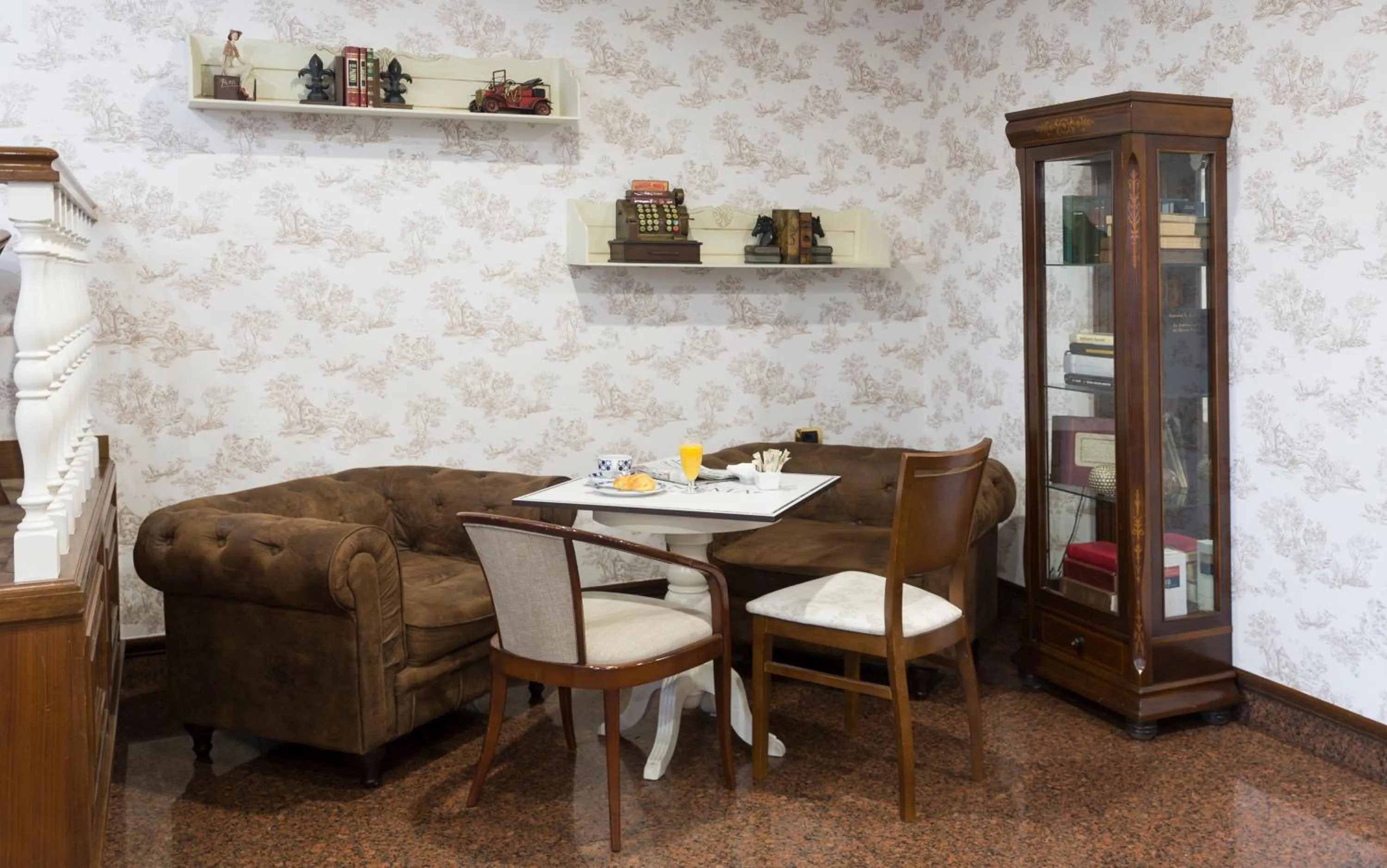 Food and drinks in Oca Ipanema Hotel