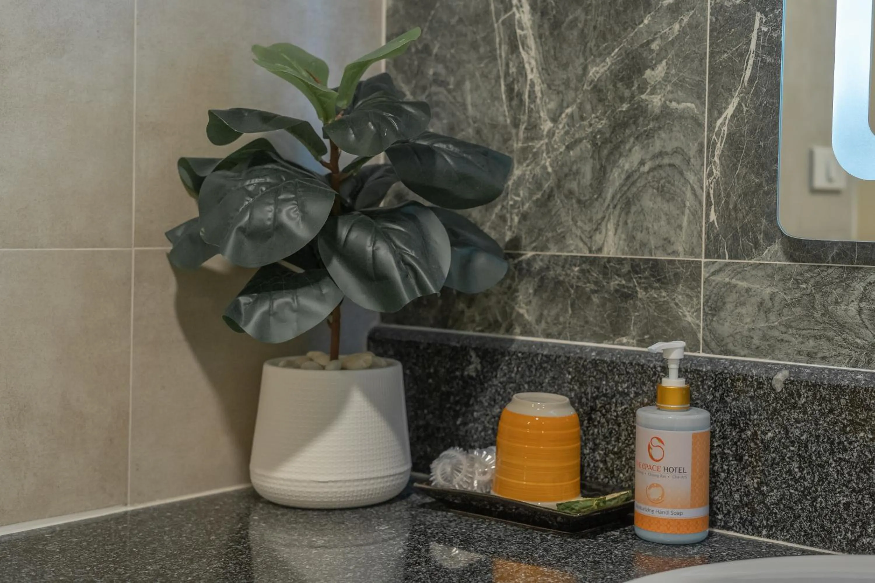 Bathroom in The Space Hotel Lampang