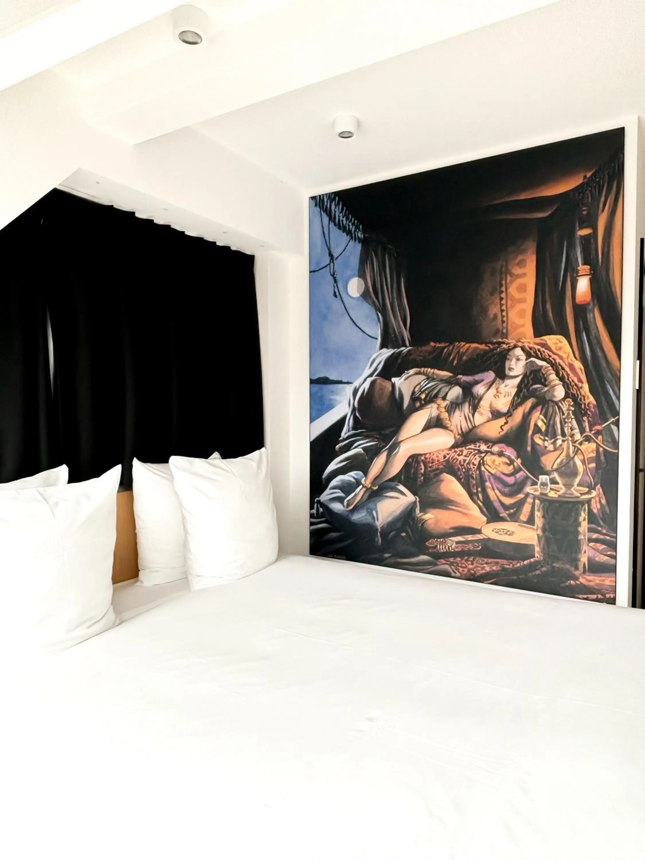 Bed in Comic Art Hotel