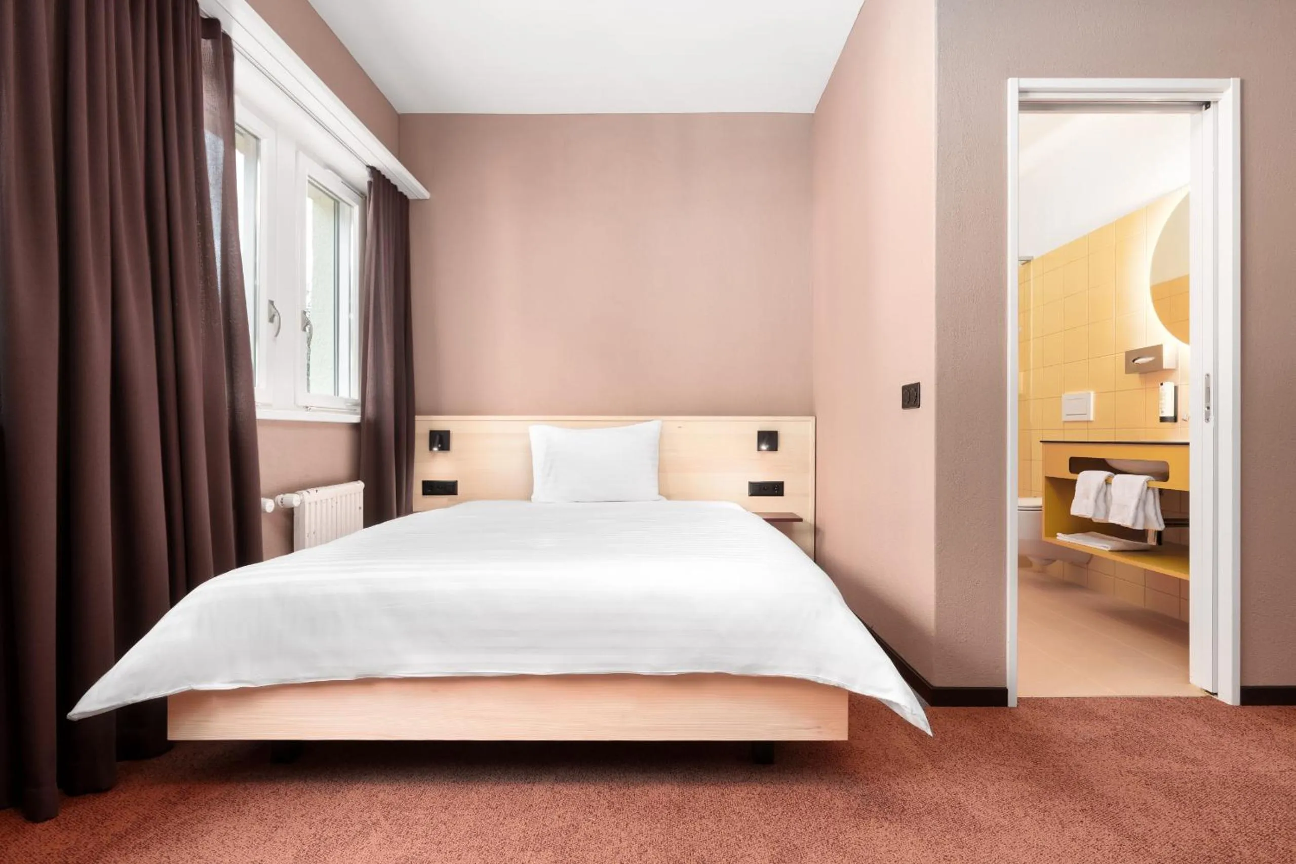 Photo of the whole room, Bed in Kloster by b-smart