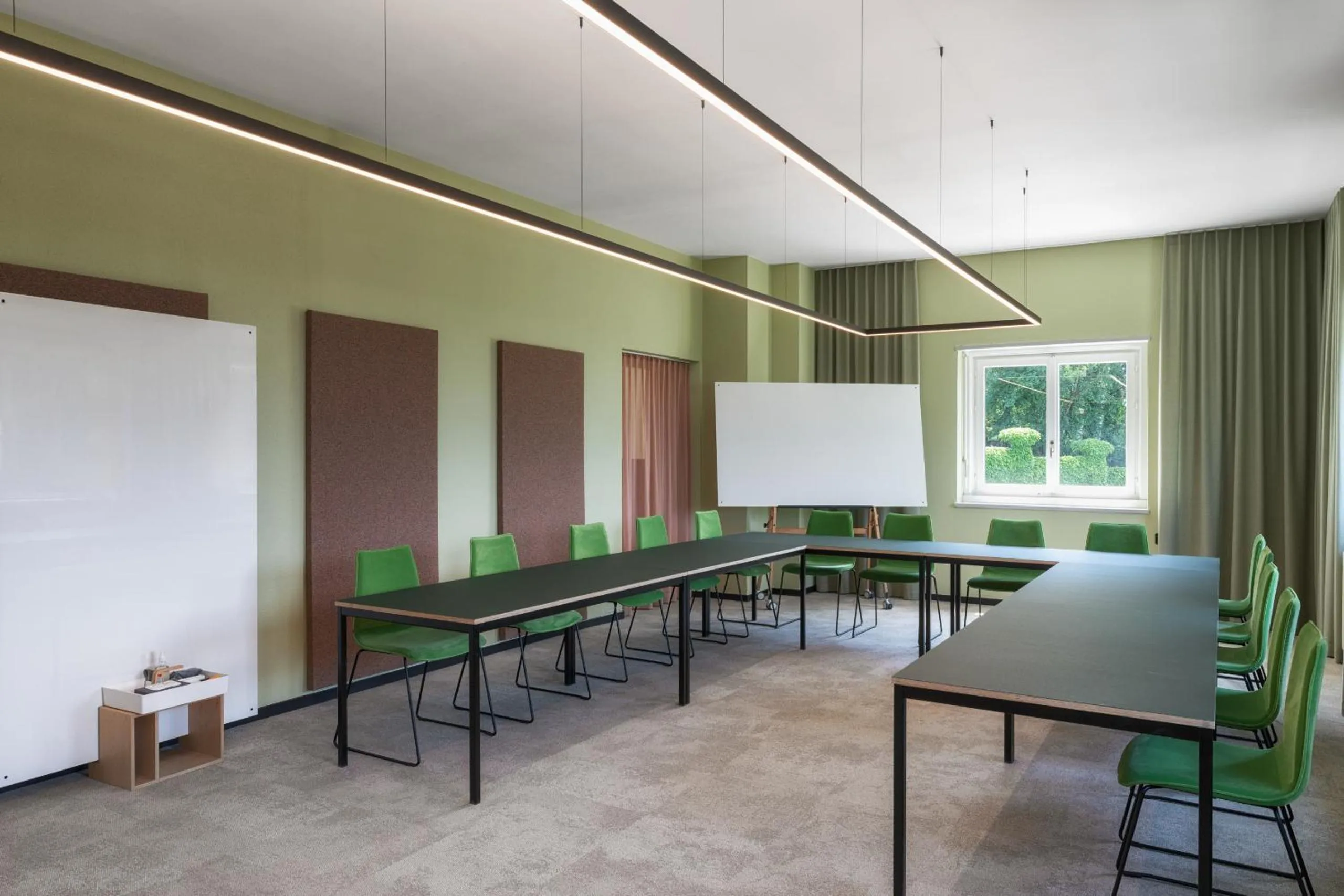 Meeting/conference room in Kloster by b-smart