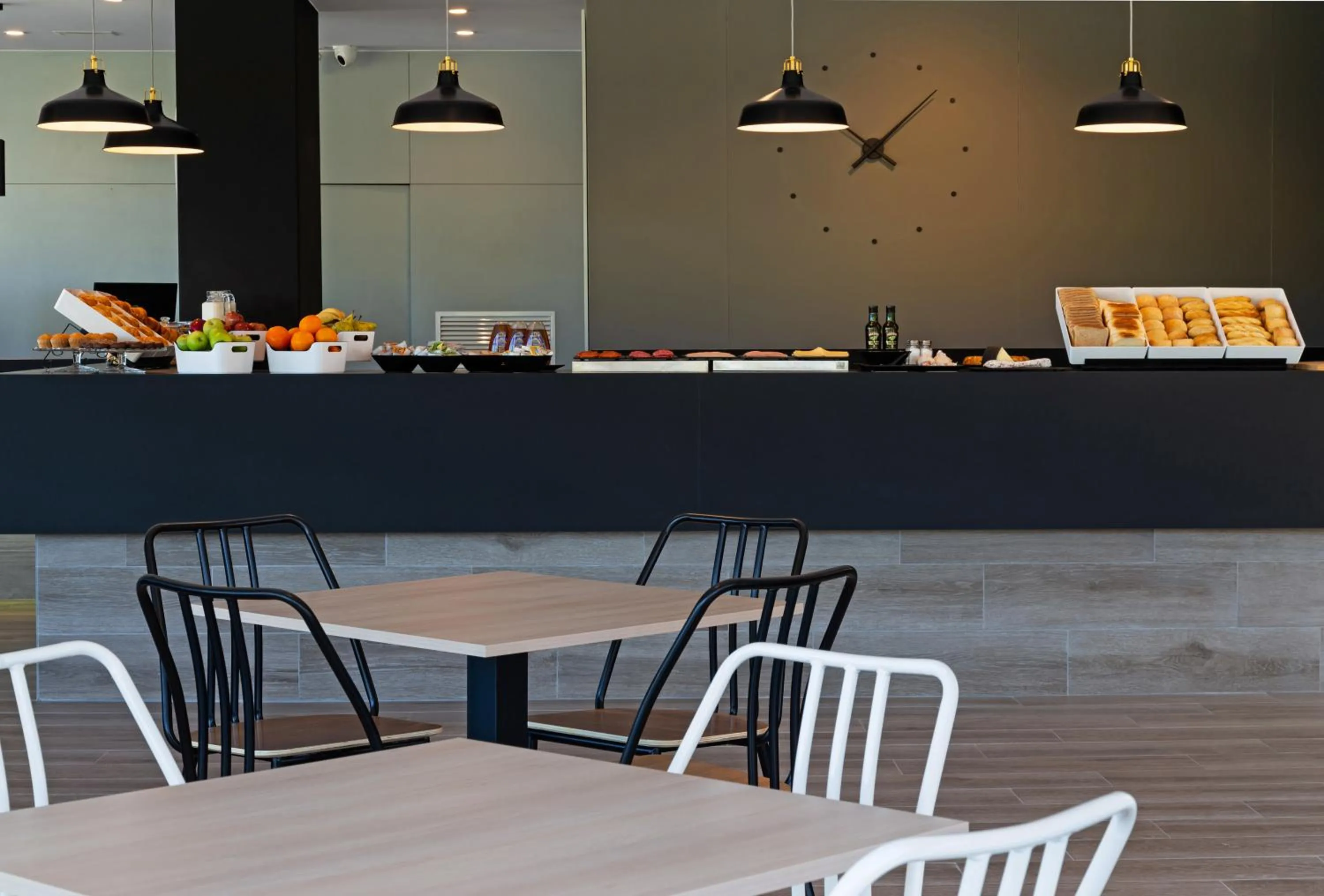 Buffet breakfast in B&B HOTEL Oviedo