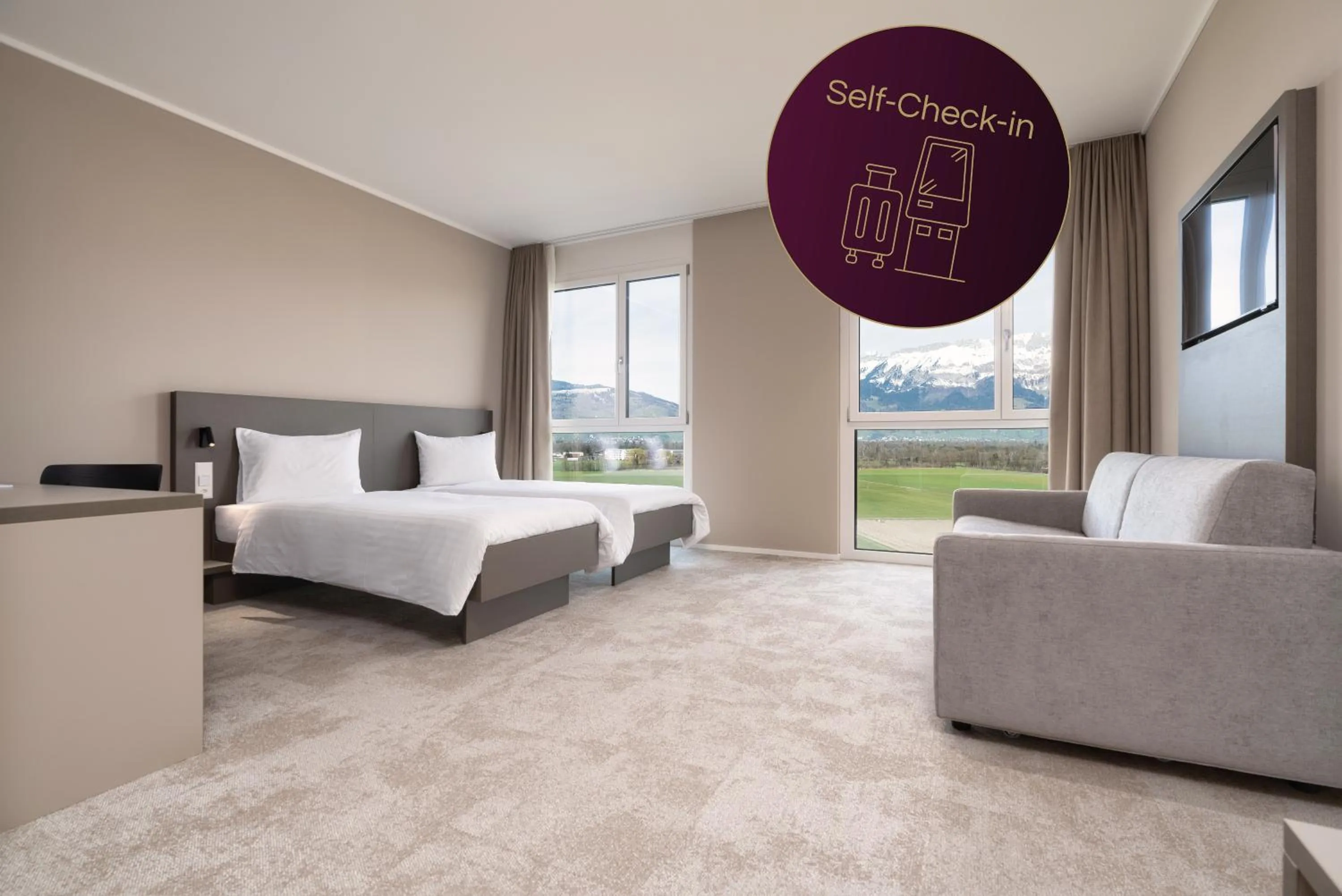 Photo of the whole room, Bed in b-smart motel Schaan