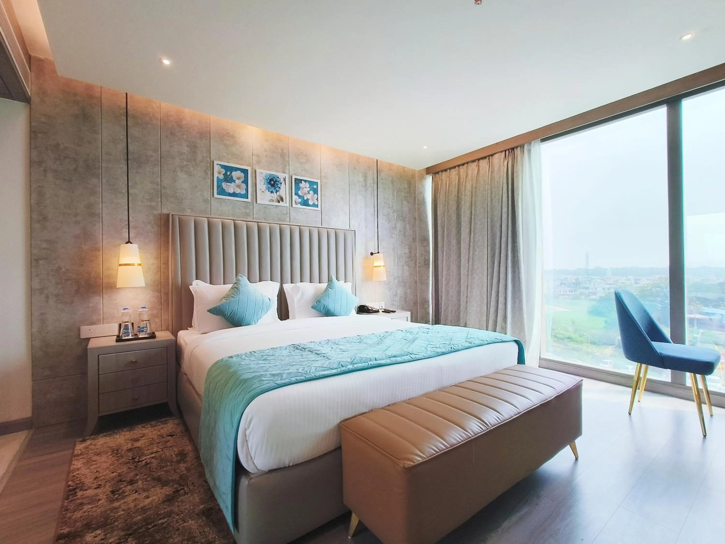 Bed in Mariton Hotel