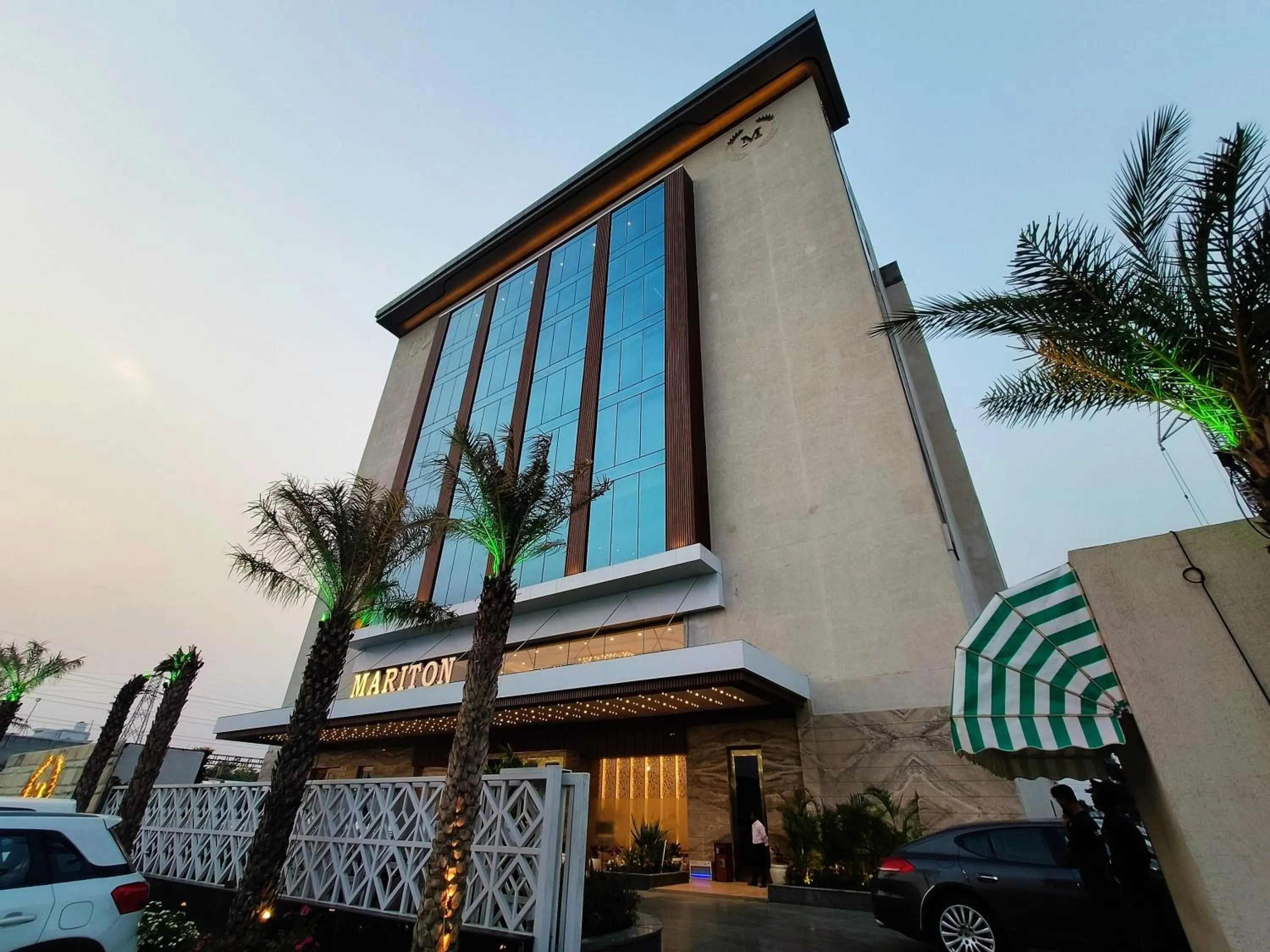 Property building in Mariton Hotel