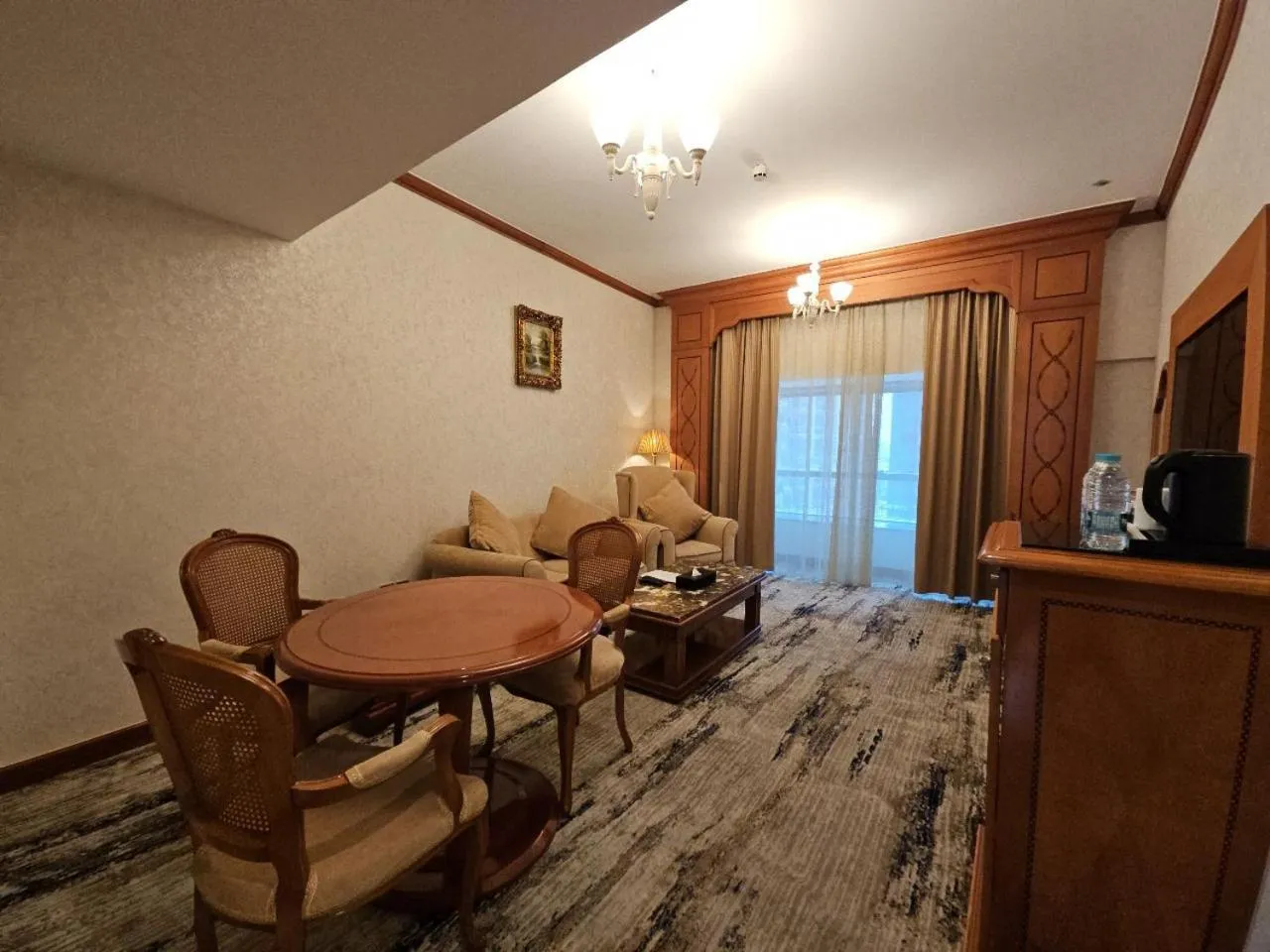 TV and multimedia in Royal Concorde Hotel & Suite