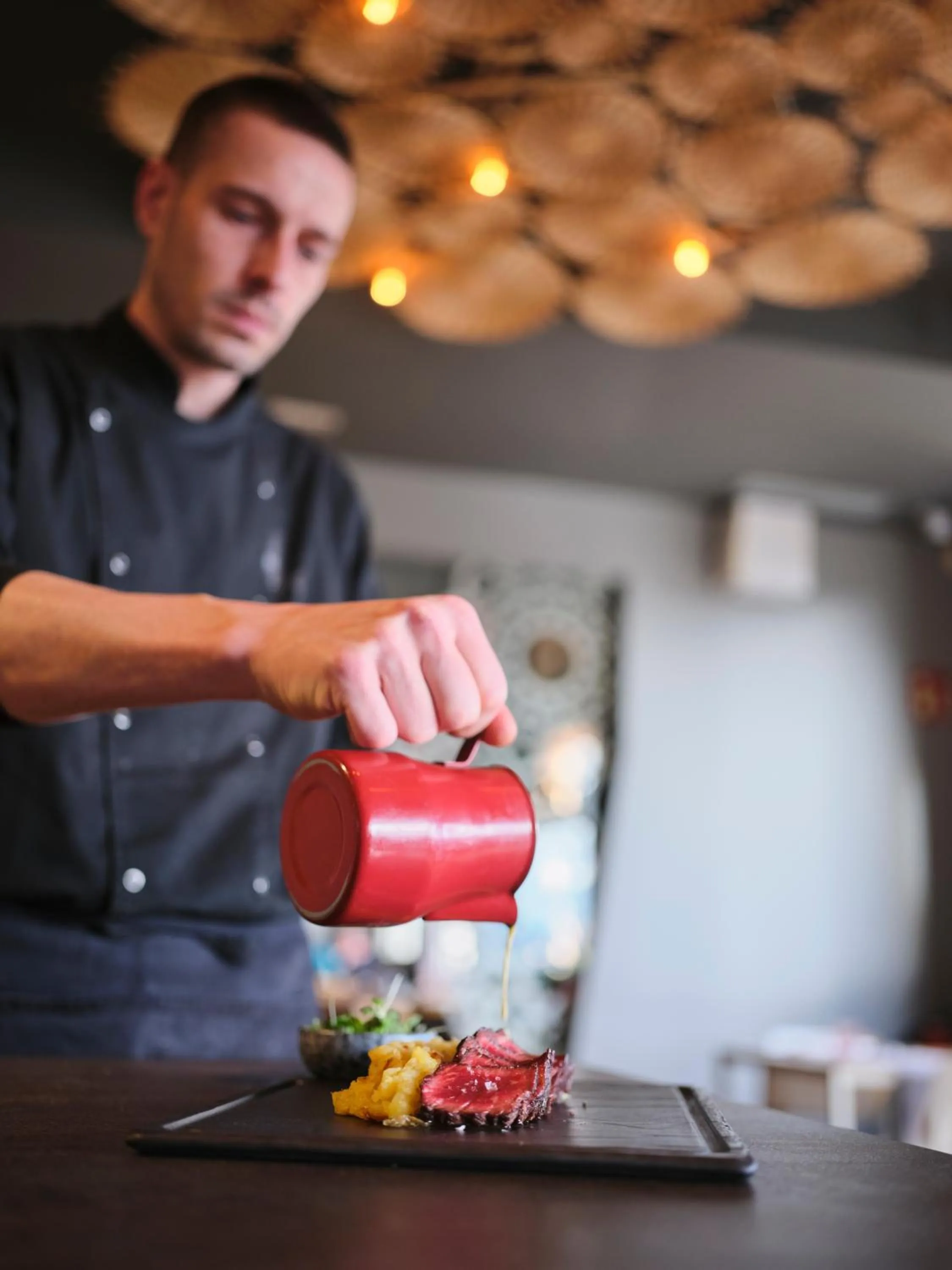 Restaurant/places to eat in Qgat Restaurant Events & Hotel