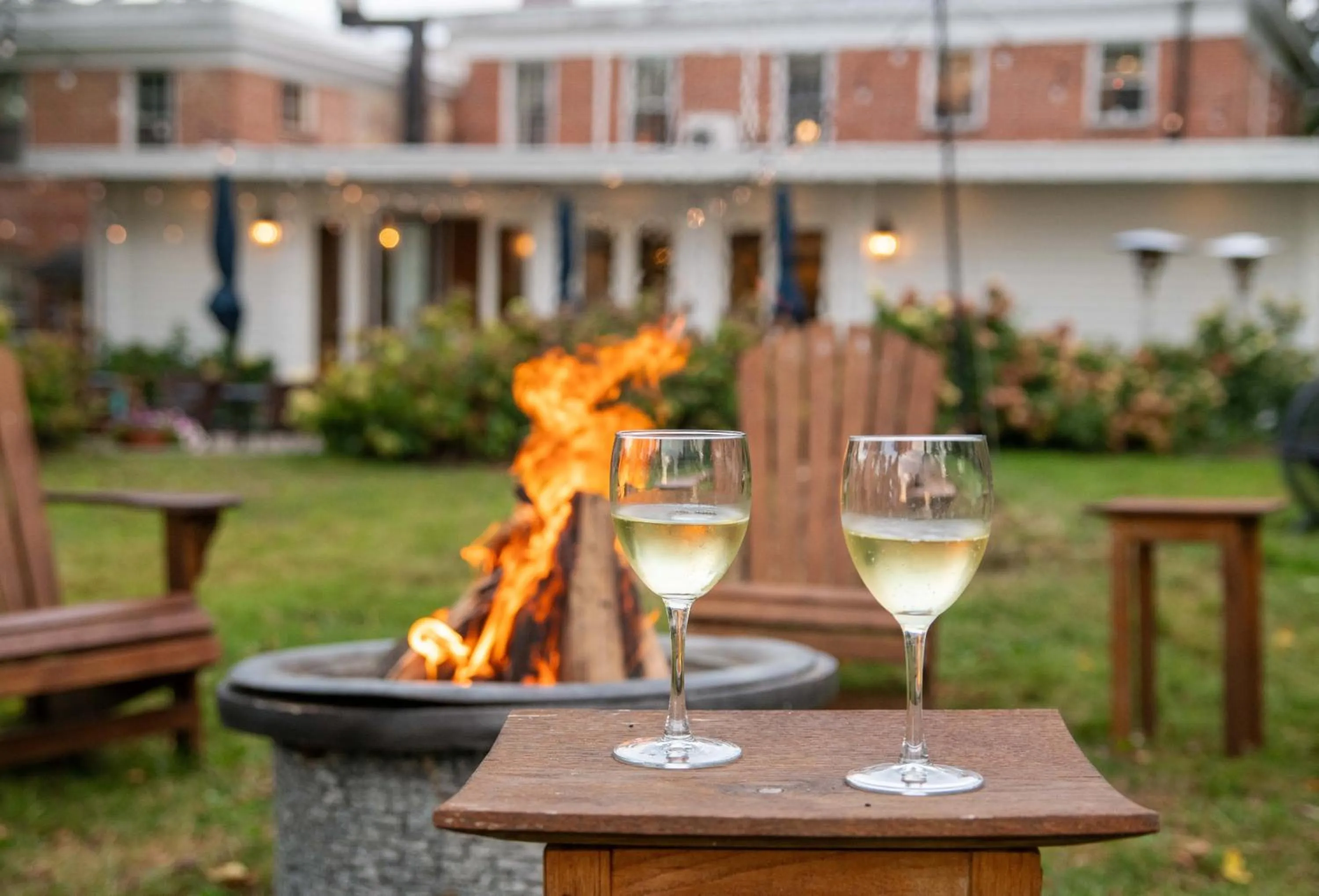 Patio in Cromwell Manor Inn