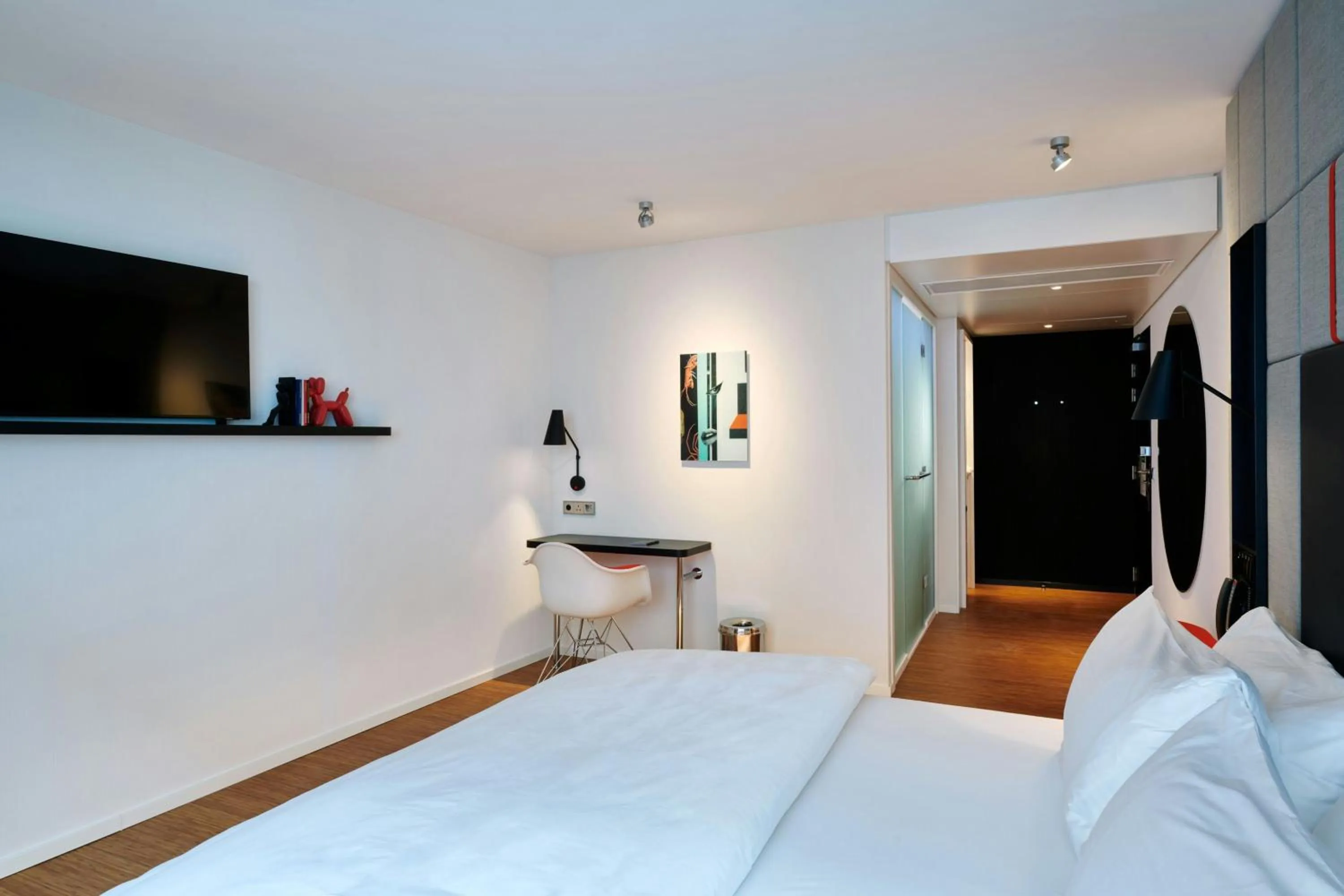 Bedroom, Bed in citizenM Paris Opera