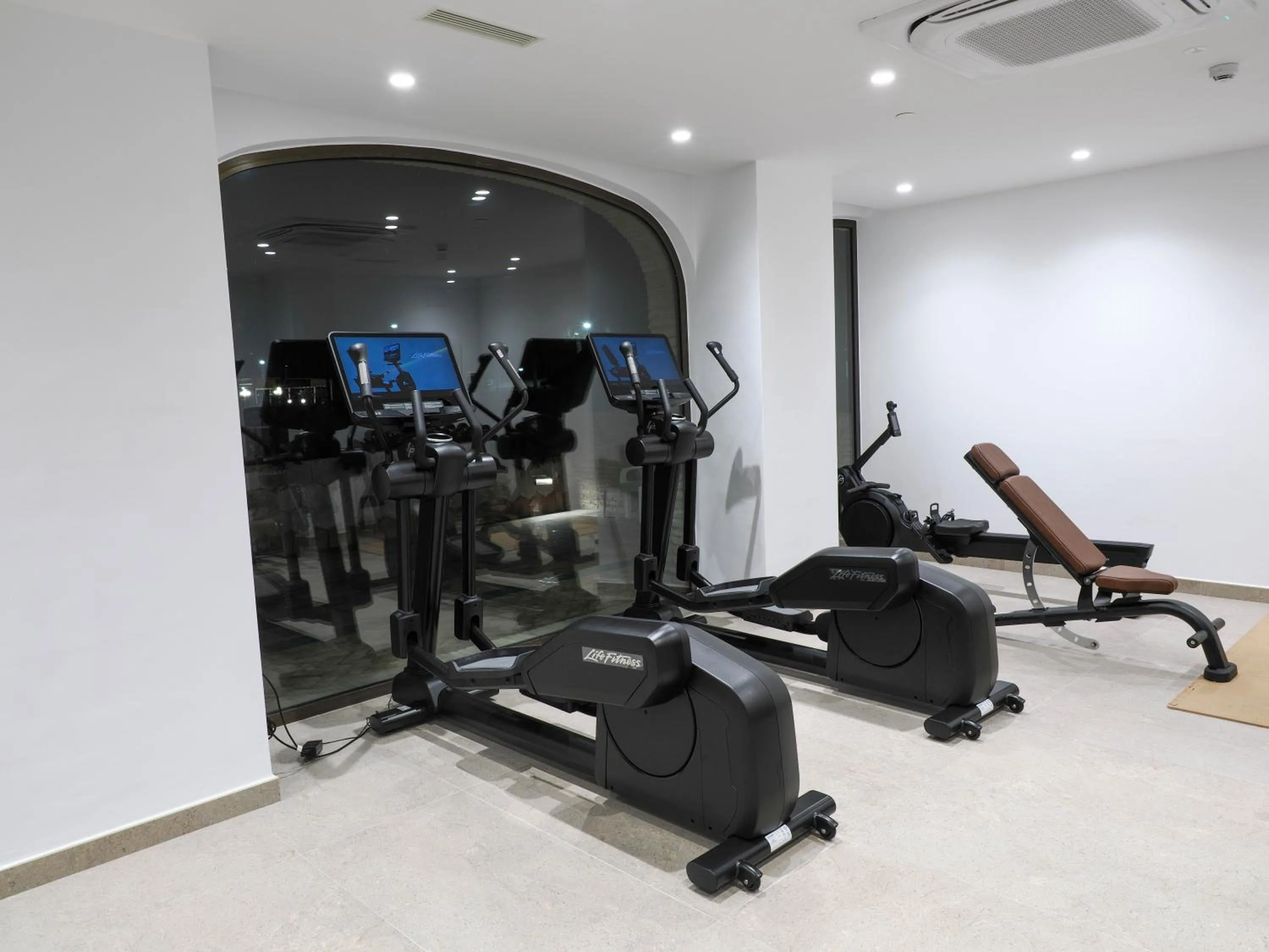 Fitness centre/facilities in Hotel Apartamentos Bajondillo
