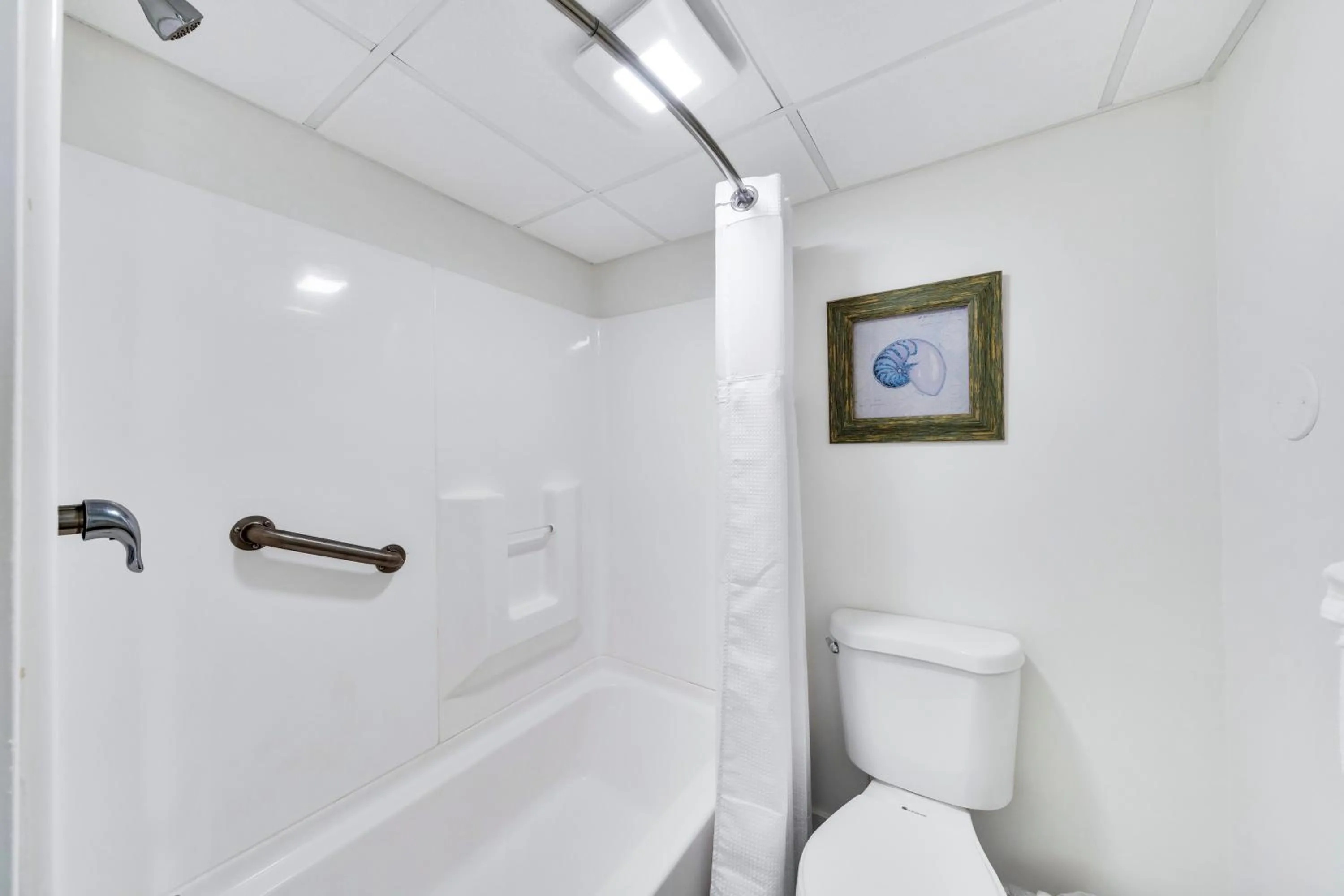 Bathroom in Madison Resort Wildwood Crest