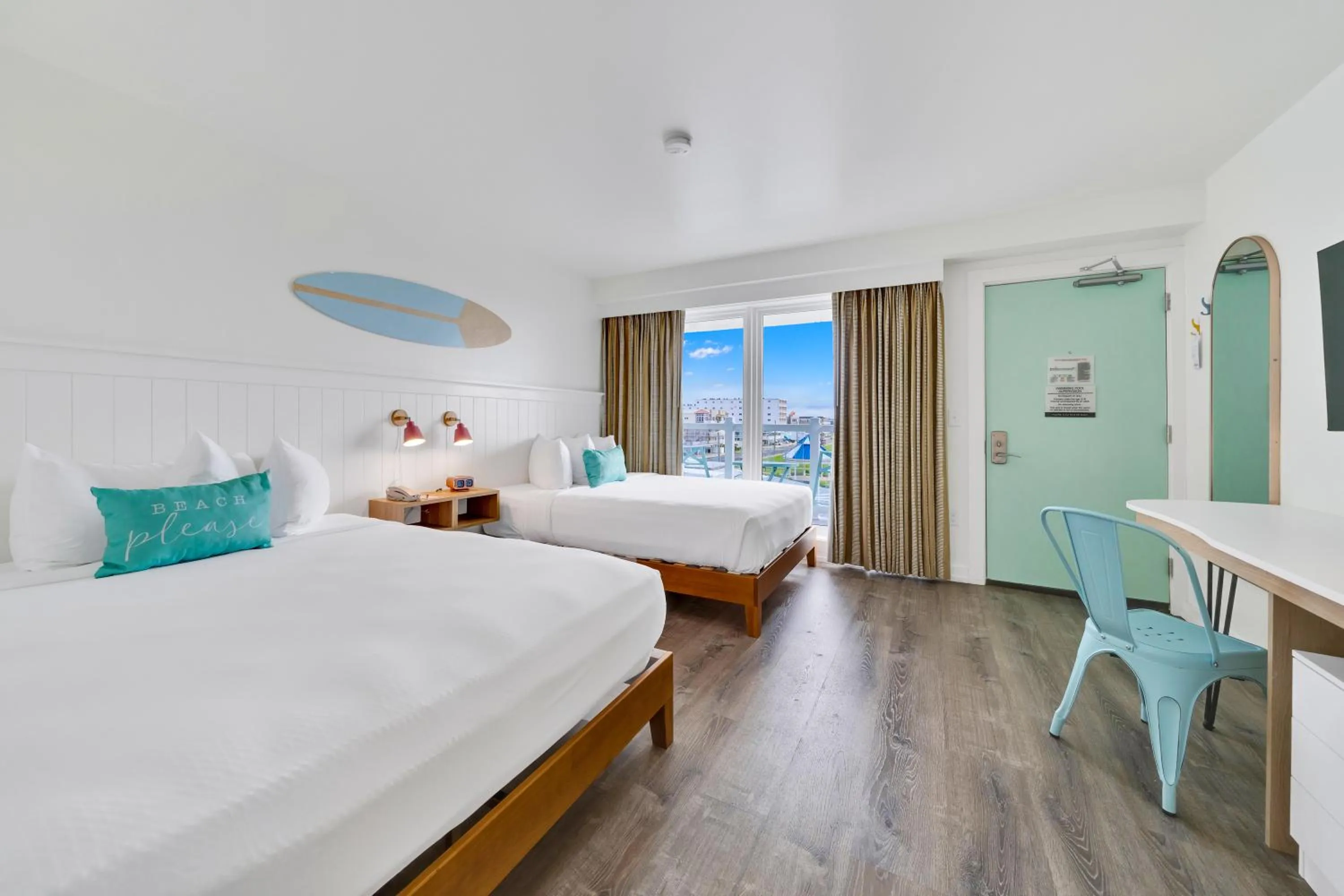 Bedroom, Bed in Madison Resort Wildwood Crest