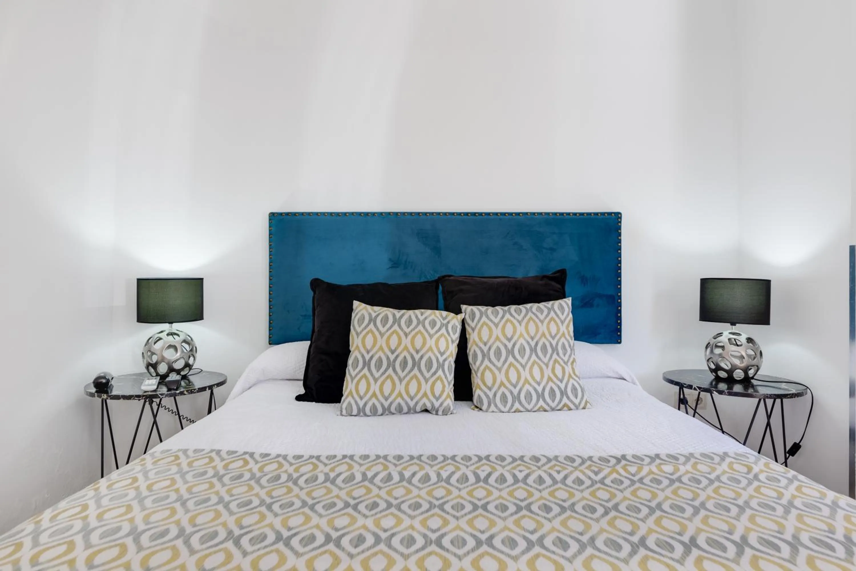 Bedroom, Bed in Hotel Madrid