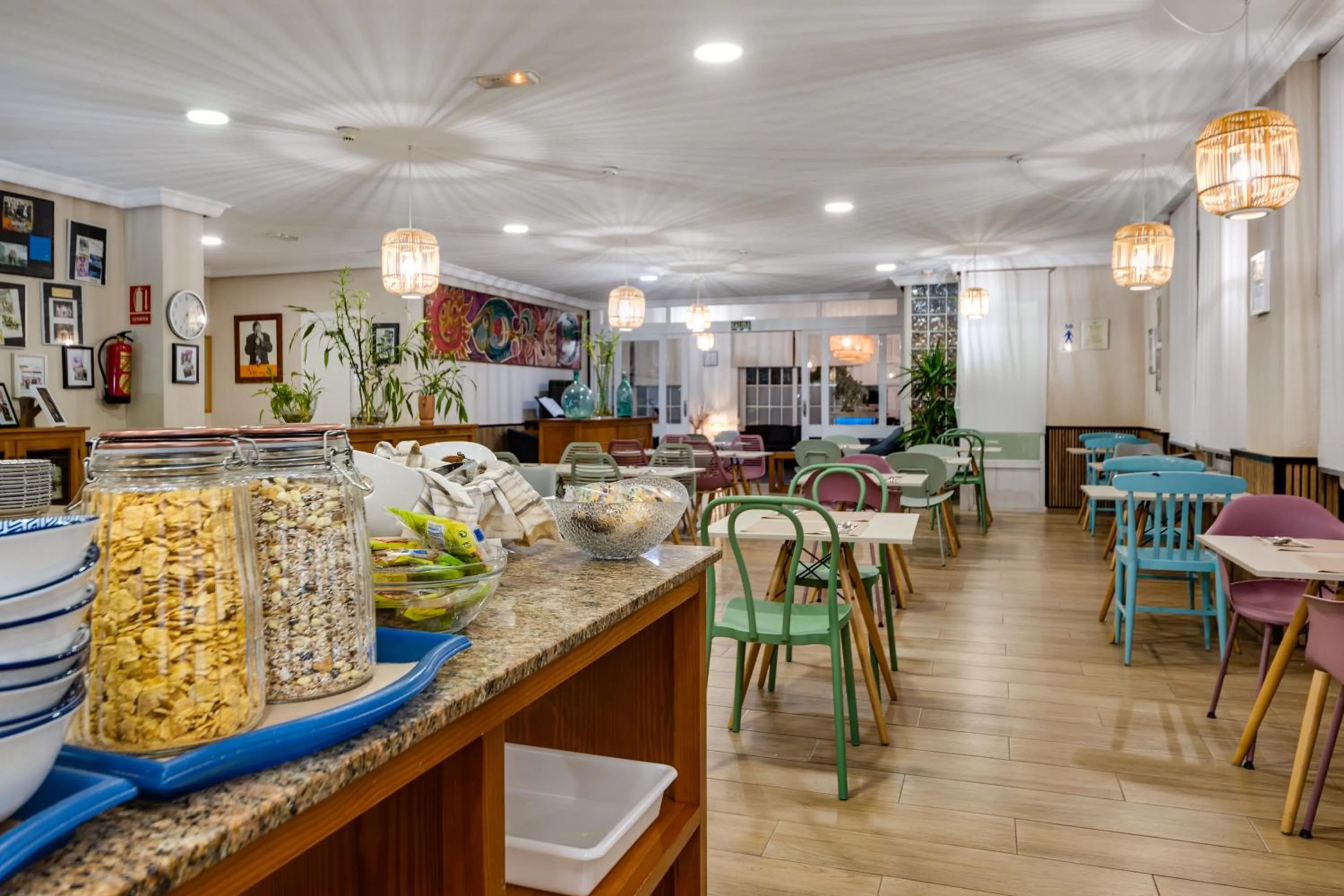 Buffet breakfast in Hotel Madrid