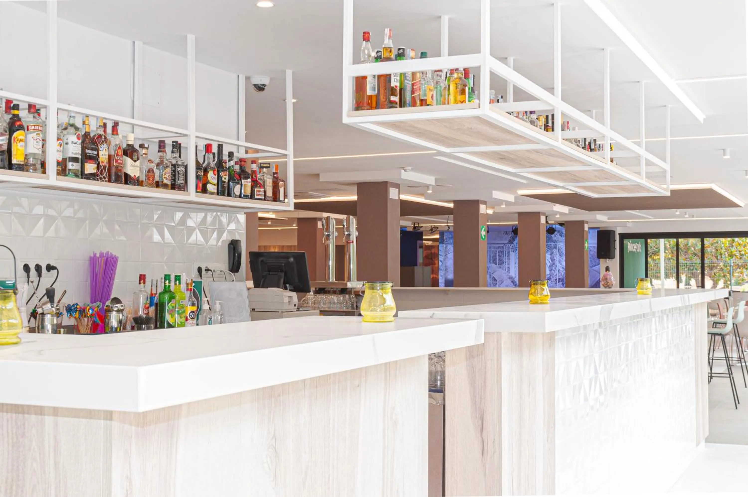 Lounge or bar in Prince Park