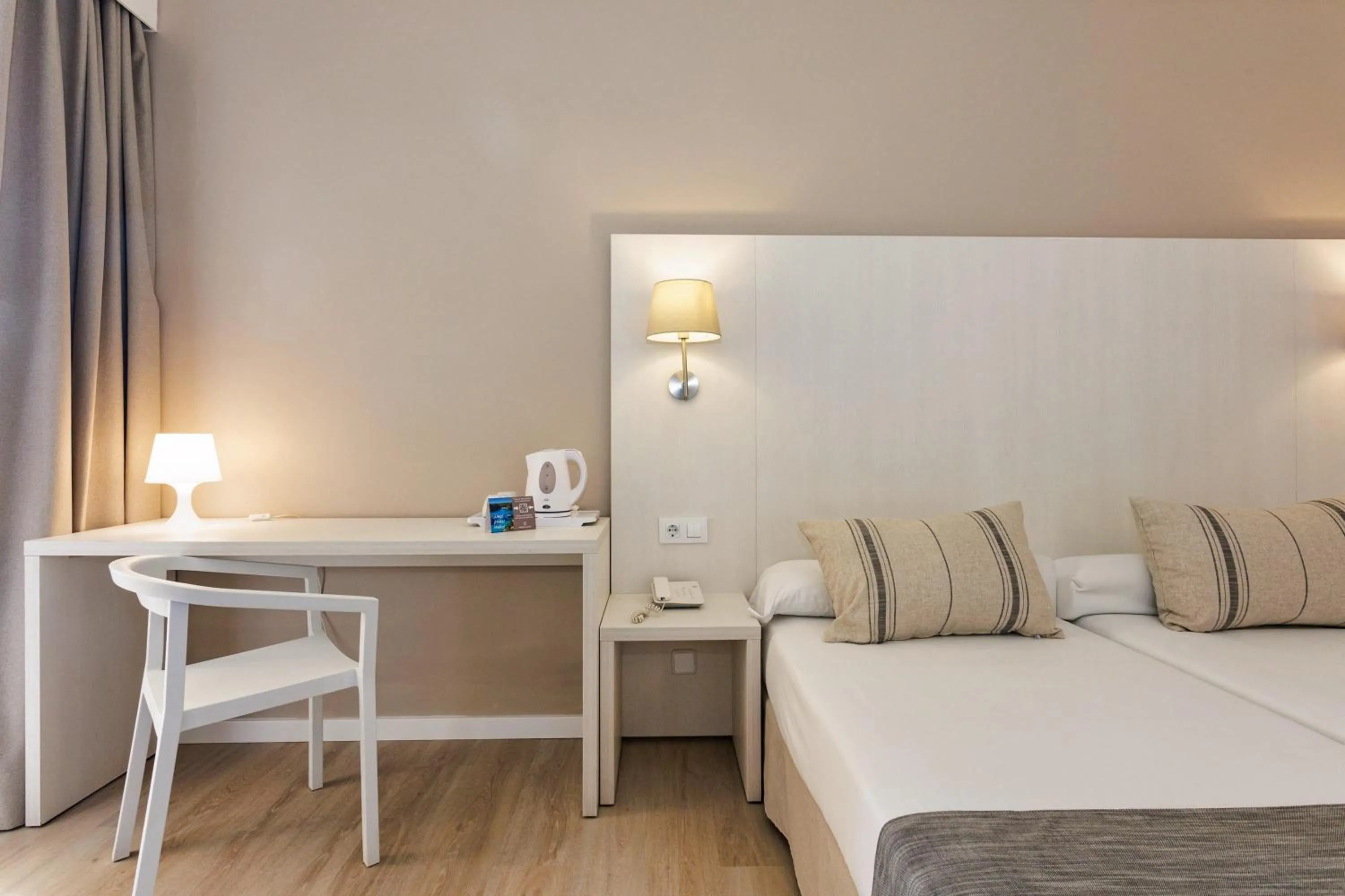 Bedroom, Bed in Minura Sur Menorca